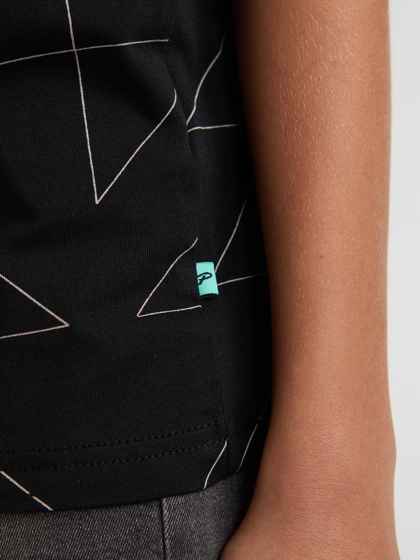 Petrol Industries Boys T-Shirt SS AOP 9999 black 2900163548051