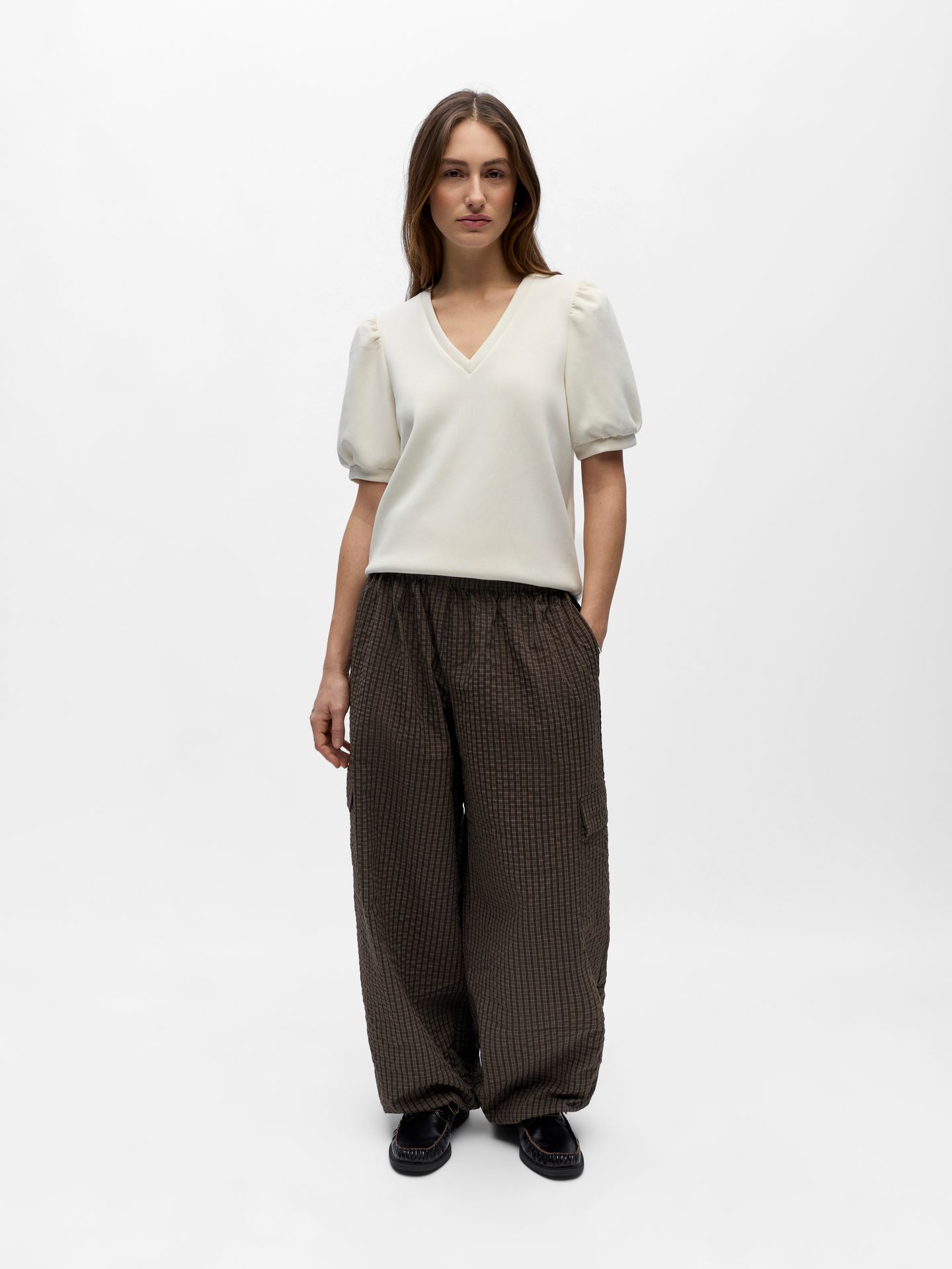 Object OBJANDREA S/S RE V-NECK TOP NOOS White Sand 2900163717044