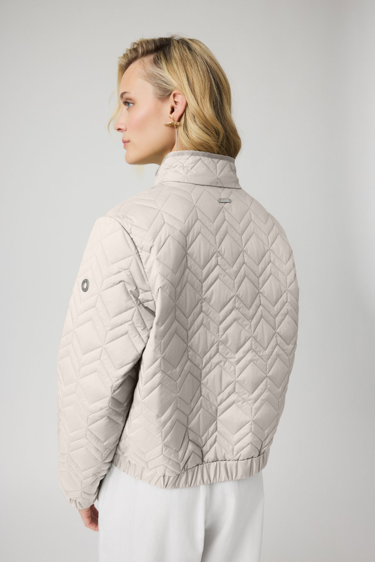 Covered Gina Pumice stone 2900163719062