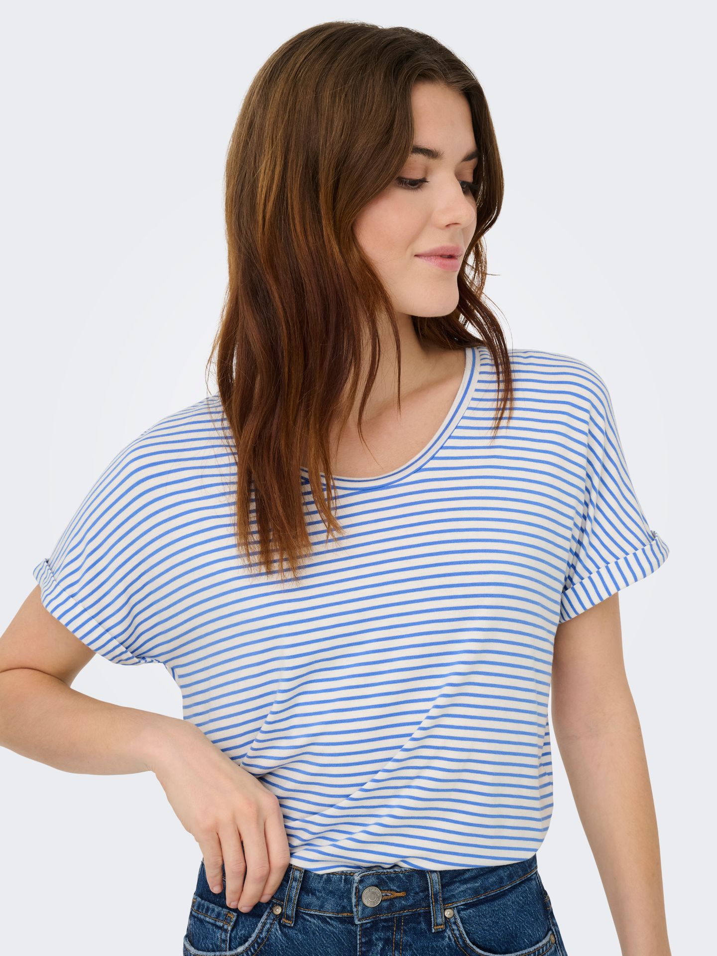 JDY JDYSISSY S/S O-NECK TOP JRS NOOS Cloud Dancer/ZEBRA 2900163906066