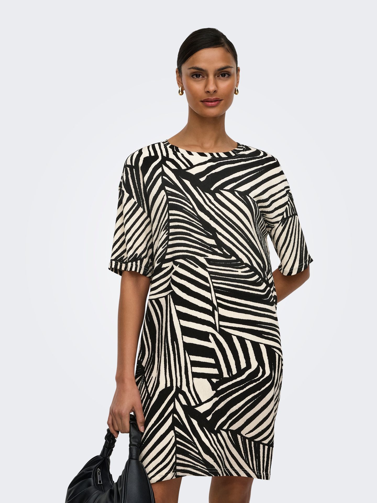 JDY JDYDEBBIE S/S OVERSIZE DRESS JRS DI Sandshell/BLACK TIE DYE STRIPES 00117067-EKA26011400002823