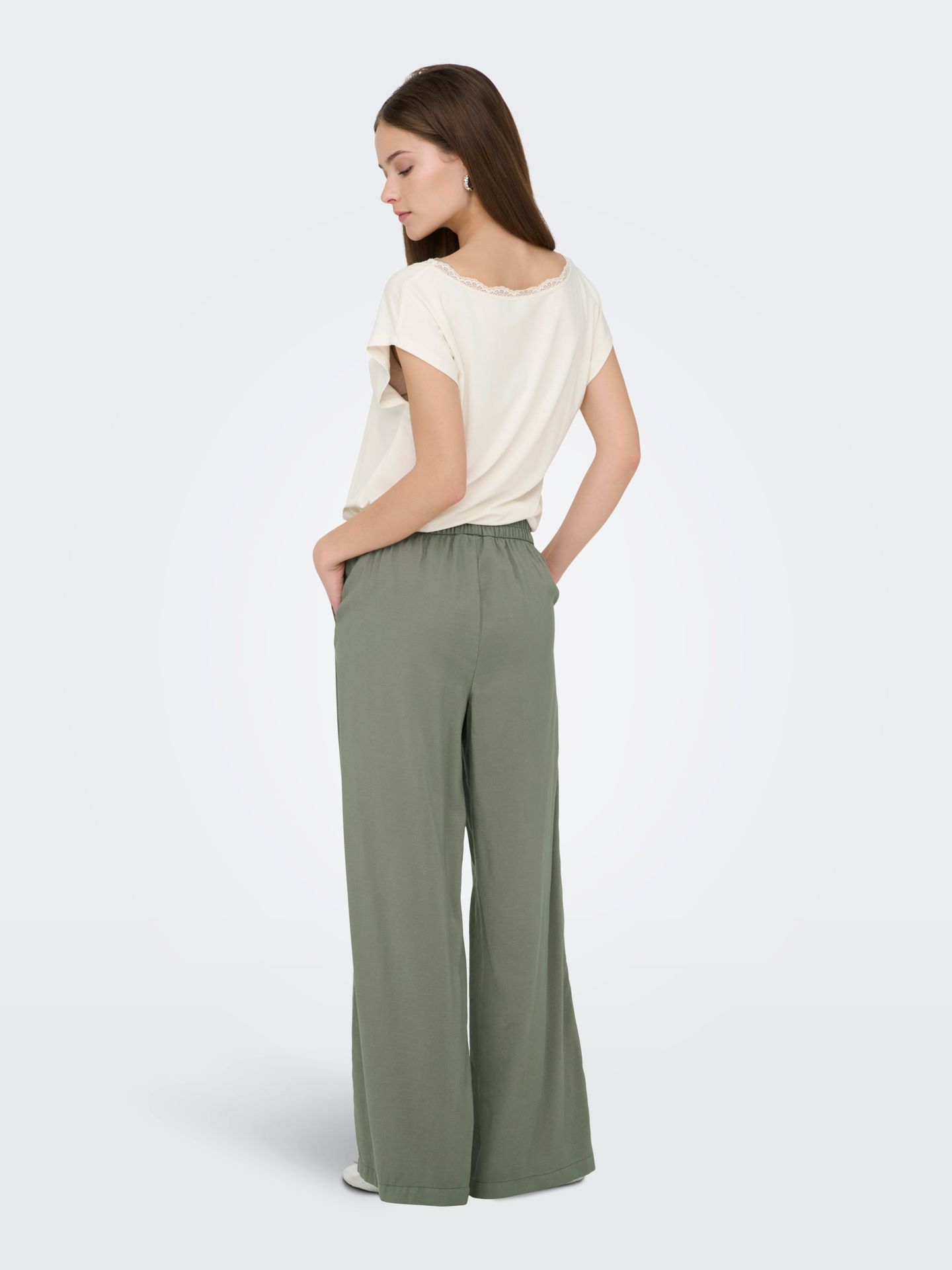Only ONLARIS LIFE HW PULL-UP PANT WVN NO Smokey Olive 2900164065045