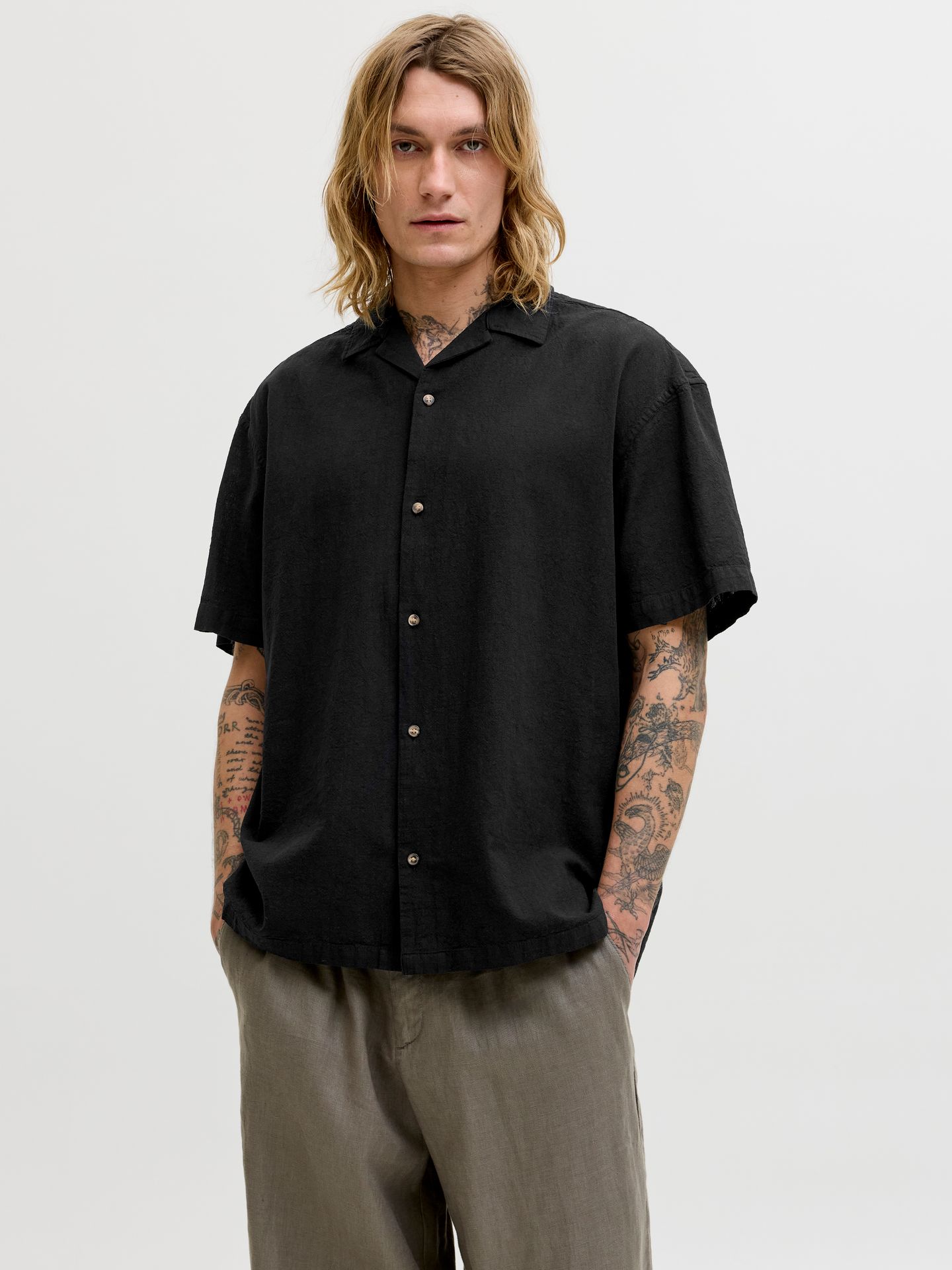 Jack & Jones JJESUMMER LINEN BLEND RESORT SHIRT Black 2900164087054