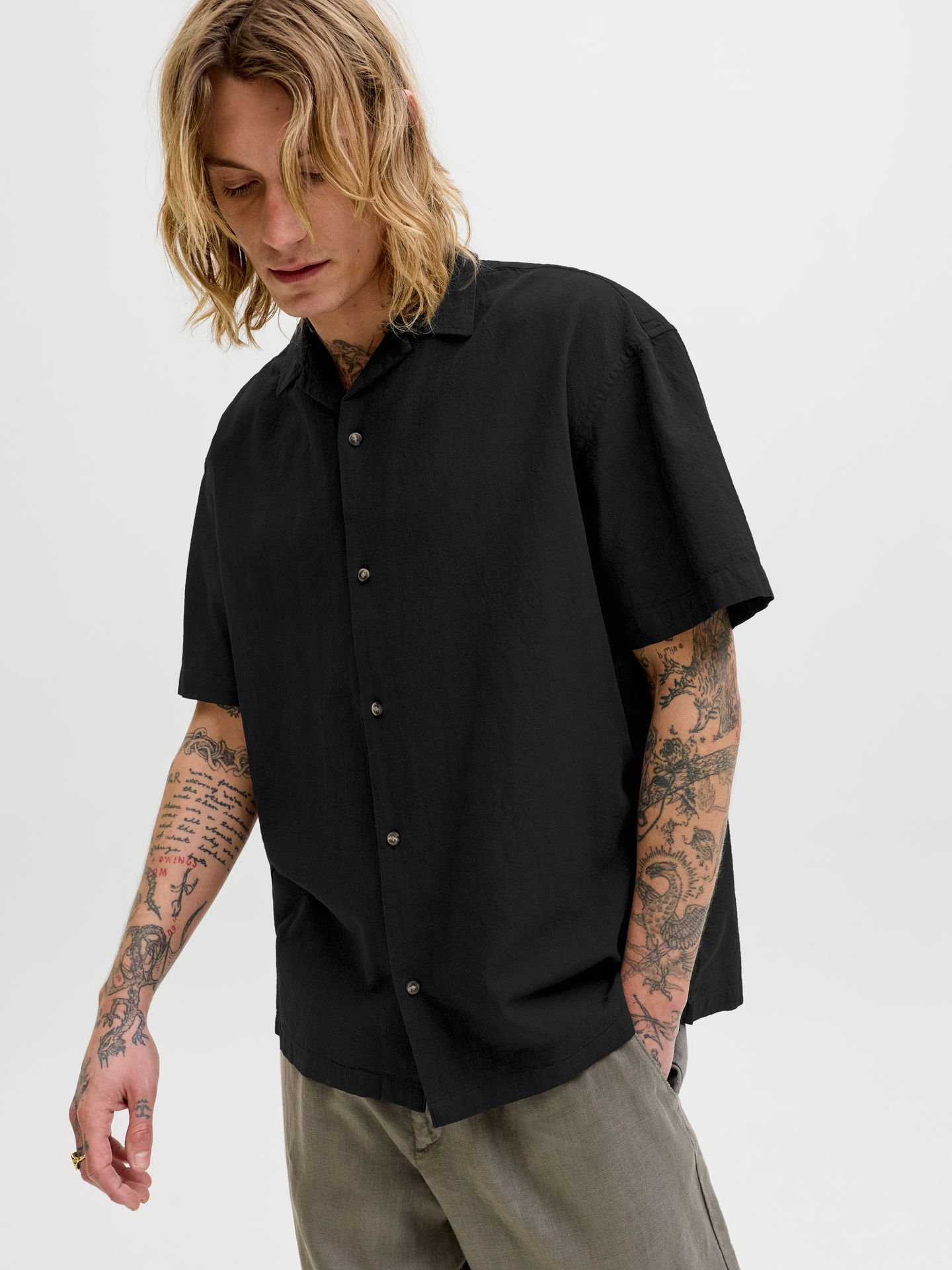 Jack & Jones JJESUMMER LINEN BLEND RESORT SHIRT Black 2900164087054