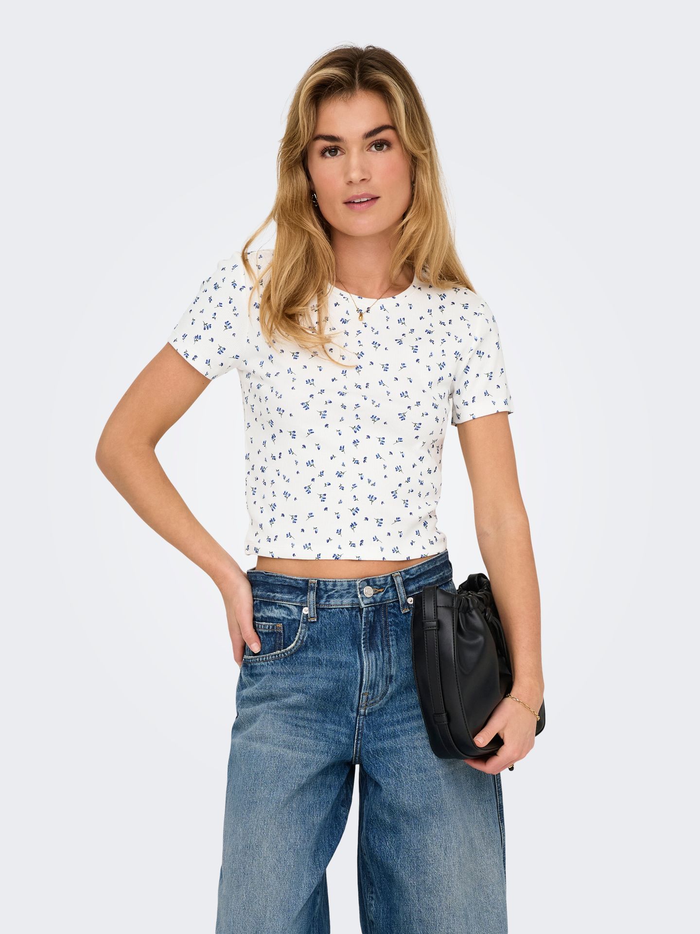 Only ONLFENJA S/S AOP TOP JRS NOOS Cloud Dancer/2024 BRODERIE ANGLAISE 2900165441053