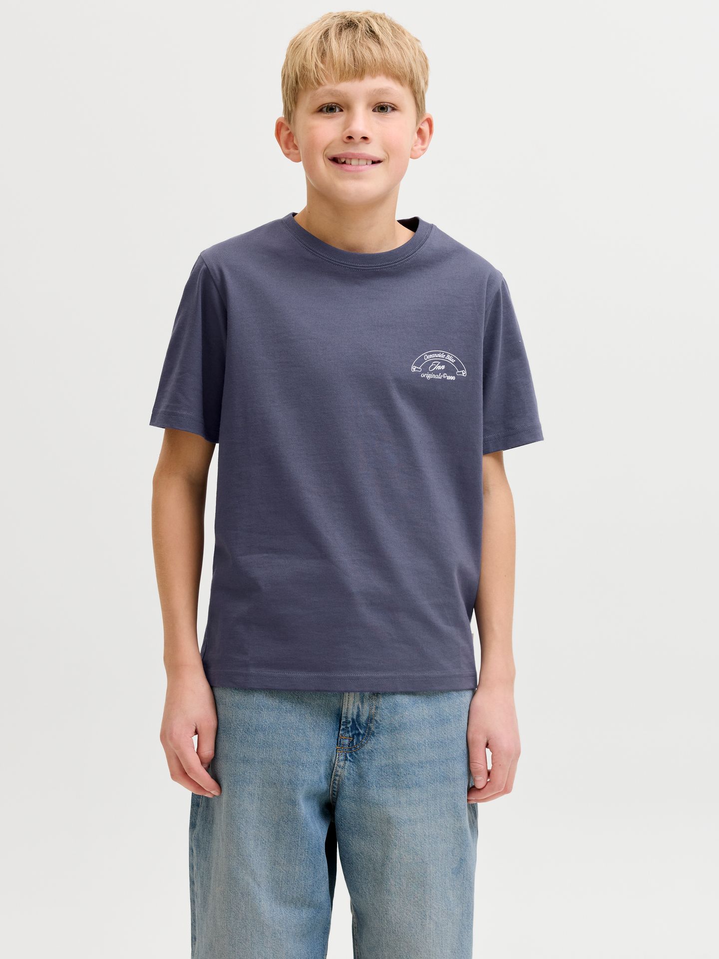 Jack & Jones JORMONTAUK PHOTO BACK TEE SS CN JNR Odyssey Gray 00117537-EKA26011400003361
