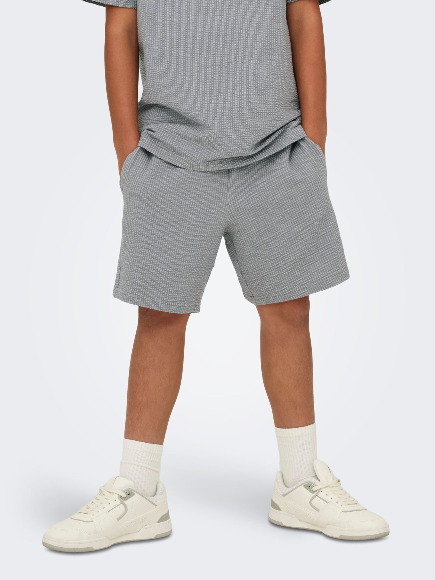 Only & Sons OSJKIAN LIFE REG STRP SHORT JRS NOO Sedona Sage/GLACIER GRAY 2900165159040