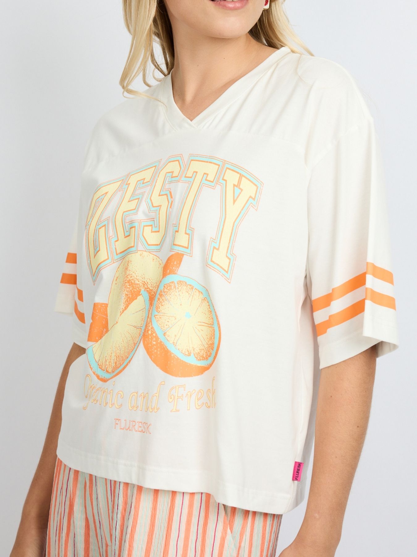 Fluresk Yanelis T-shirt 011 offwhite 2900165383148