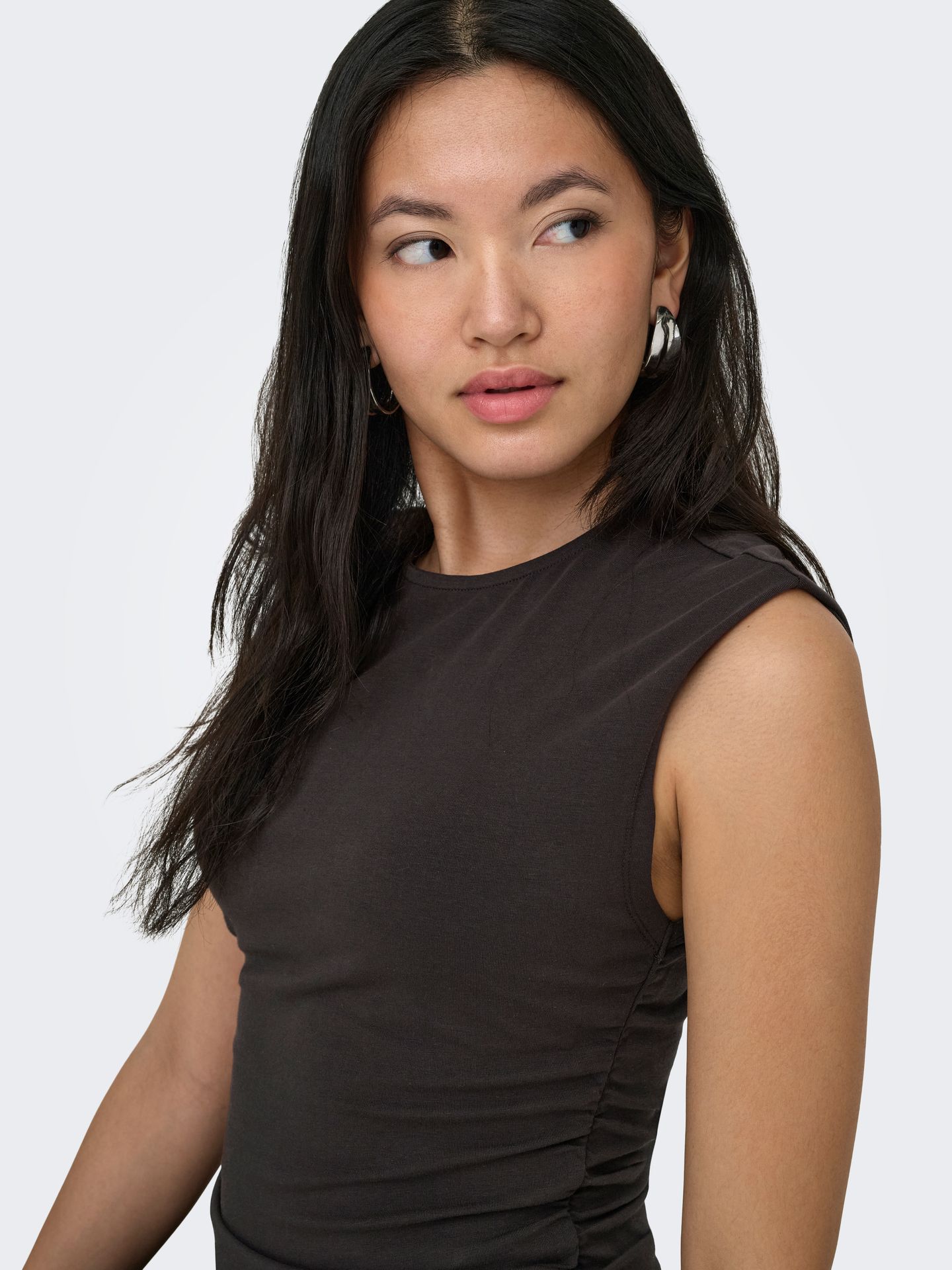 Only ONLMIRA CAPSL RUCHING TOP JRS NOOS Black Coffee 2900165470039