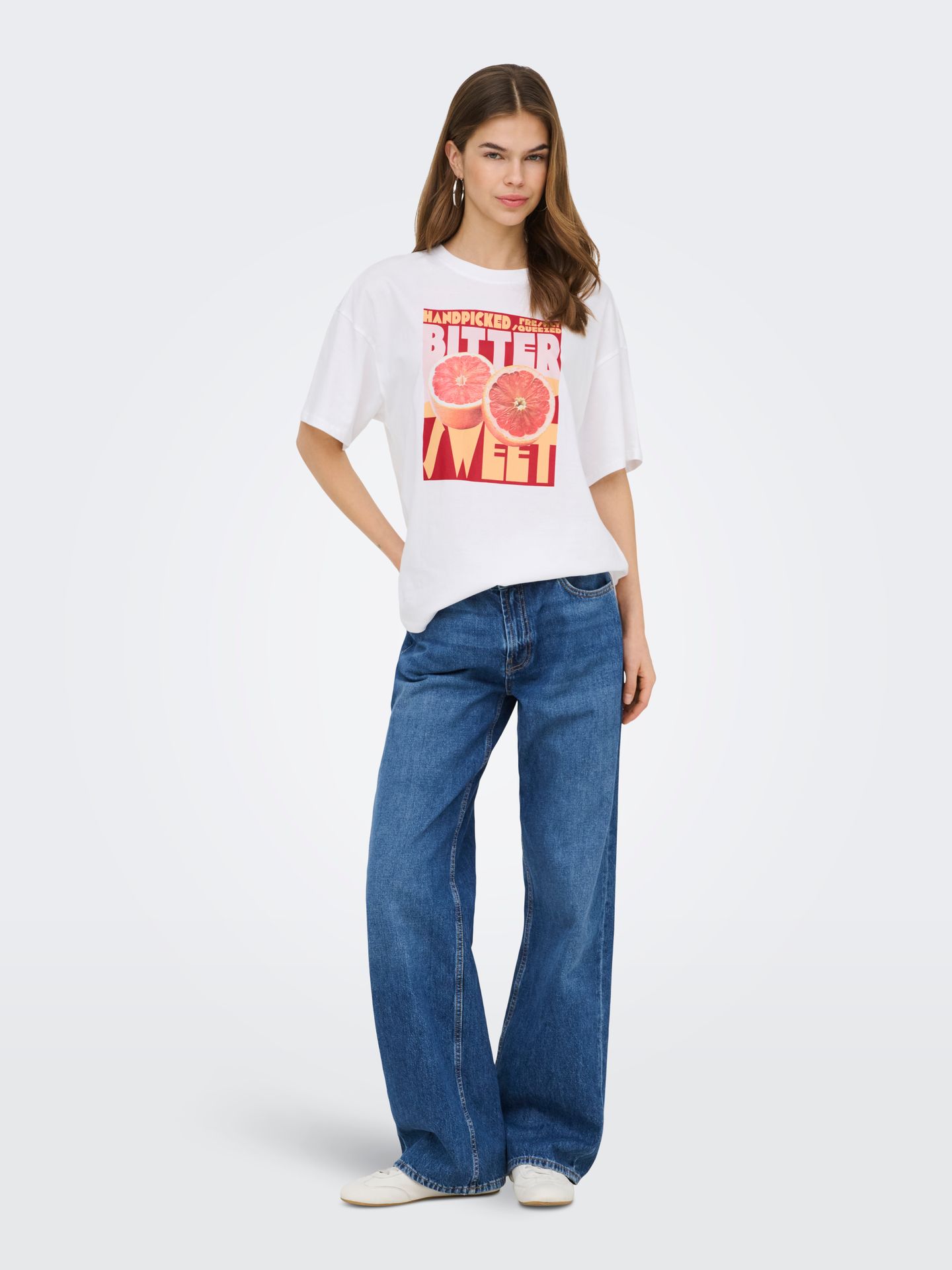 Only ONLMILA S/S PRINT BOX JRS Bright White/Heart 2900165457054