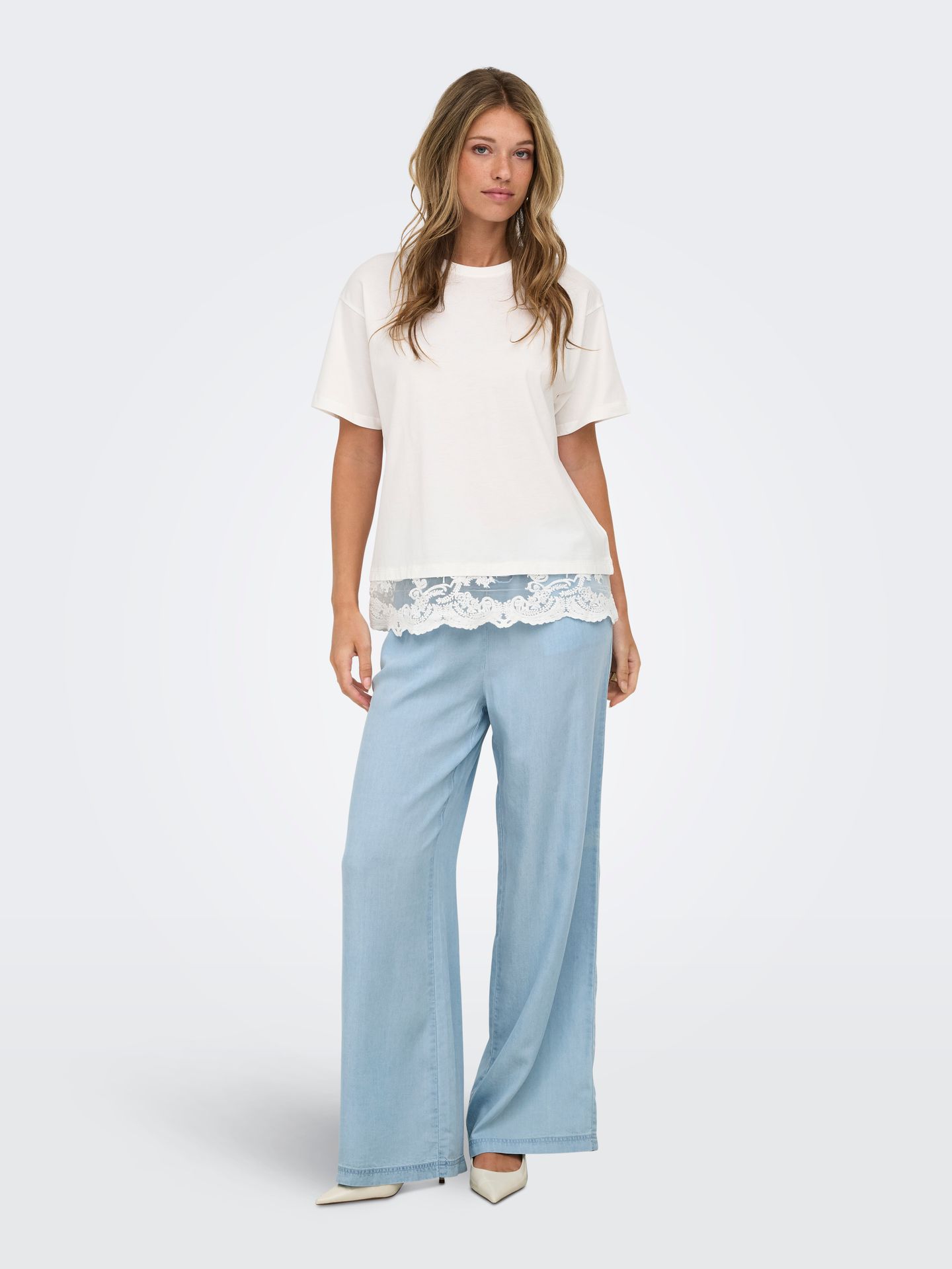 Only ONLCHARIS LIFE PULL UP TIE PANTS WV Light Blue Denim 00117887-EKA26011400000011