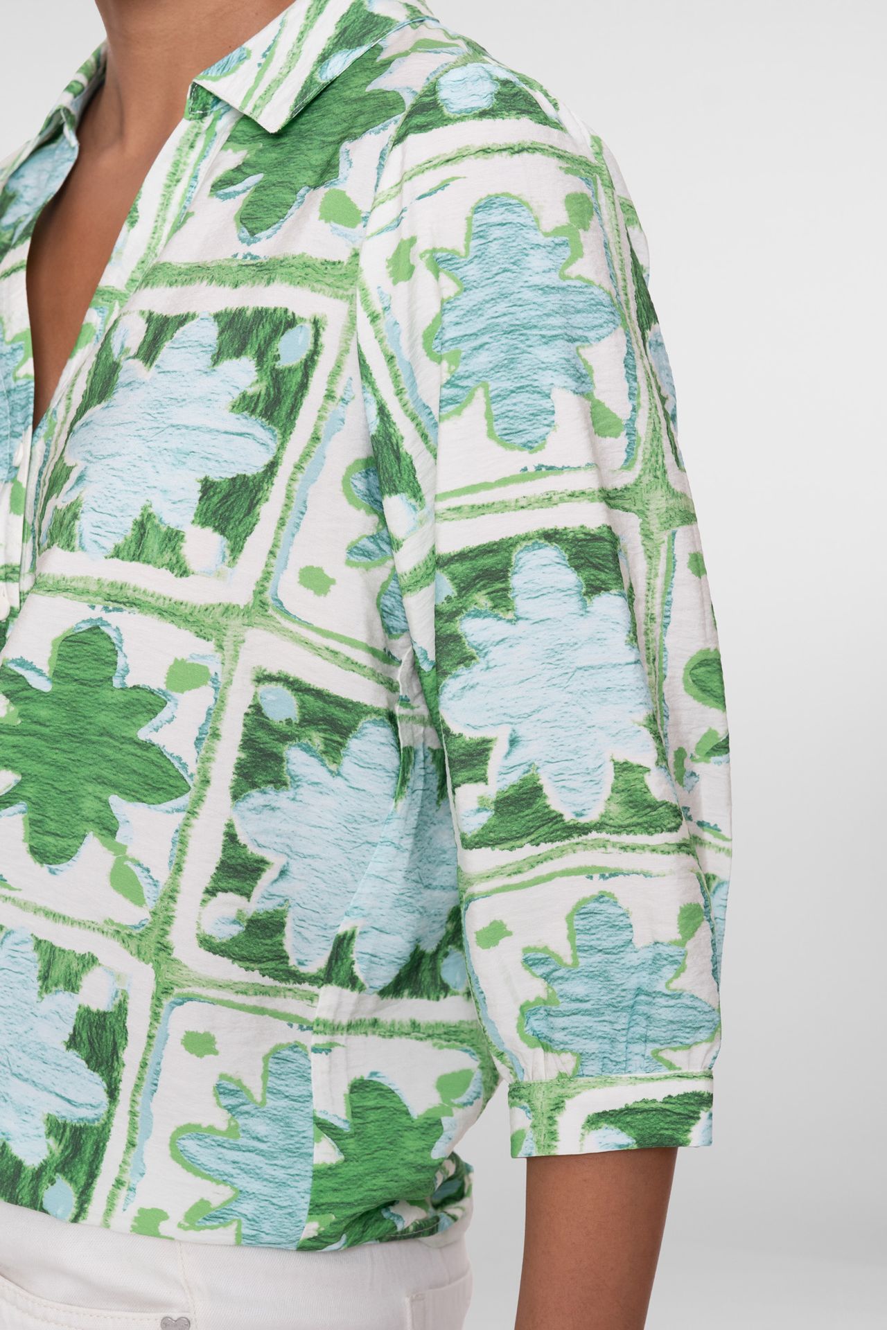 Geisha blouse 530 green/light blue 2900165546079