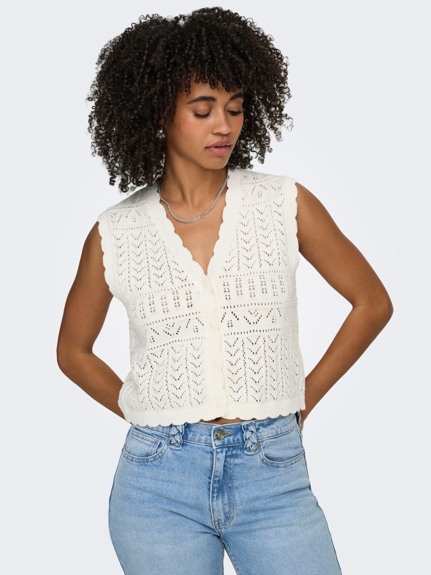 Only ONLIRINA V-NECK BUTTON VEST KNT NOO Cloud Dancer 00118116-EKA26011400000019