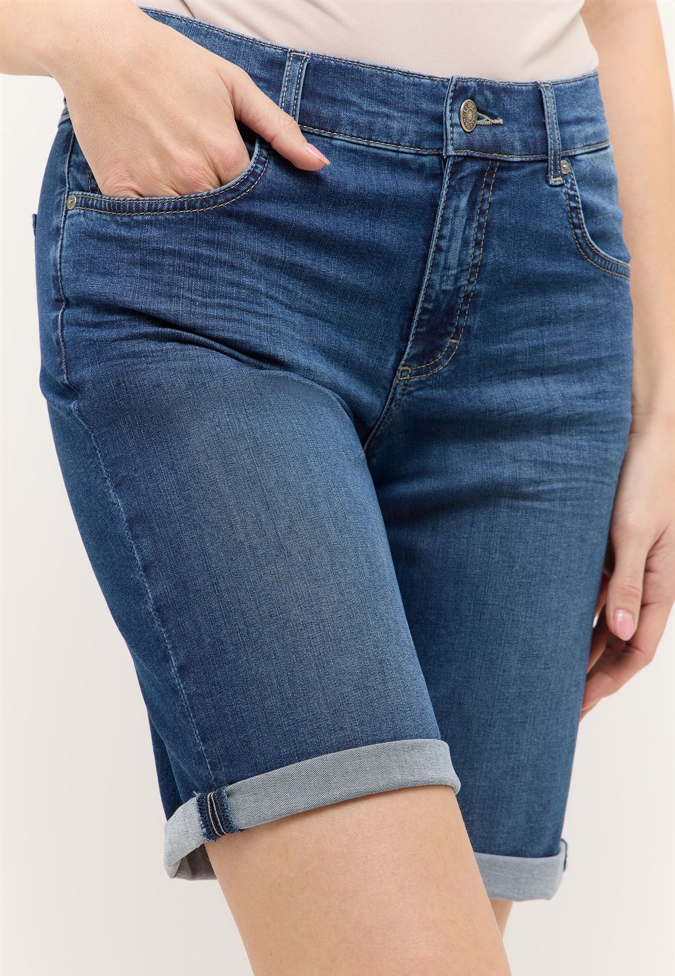 Angels 332280000-3358 BERMUDA TURN UP 3358 mid blue used 2900165997147