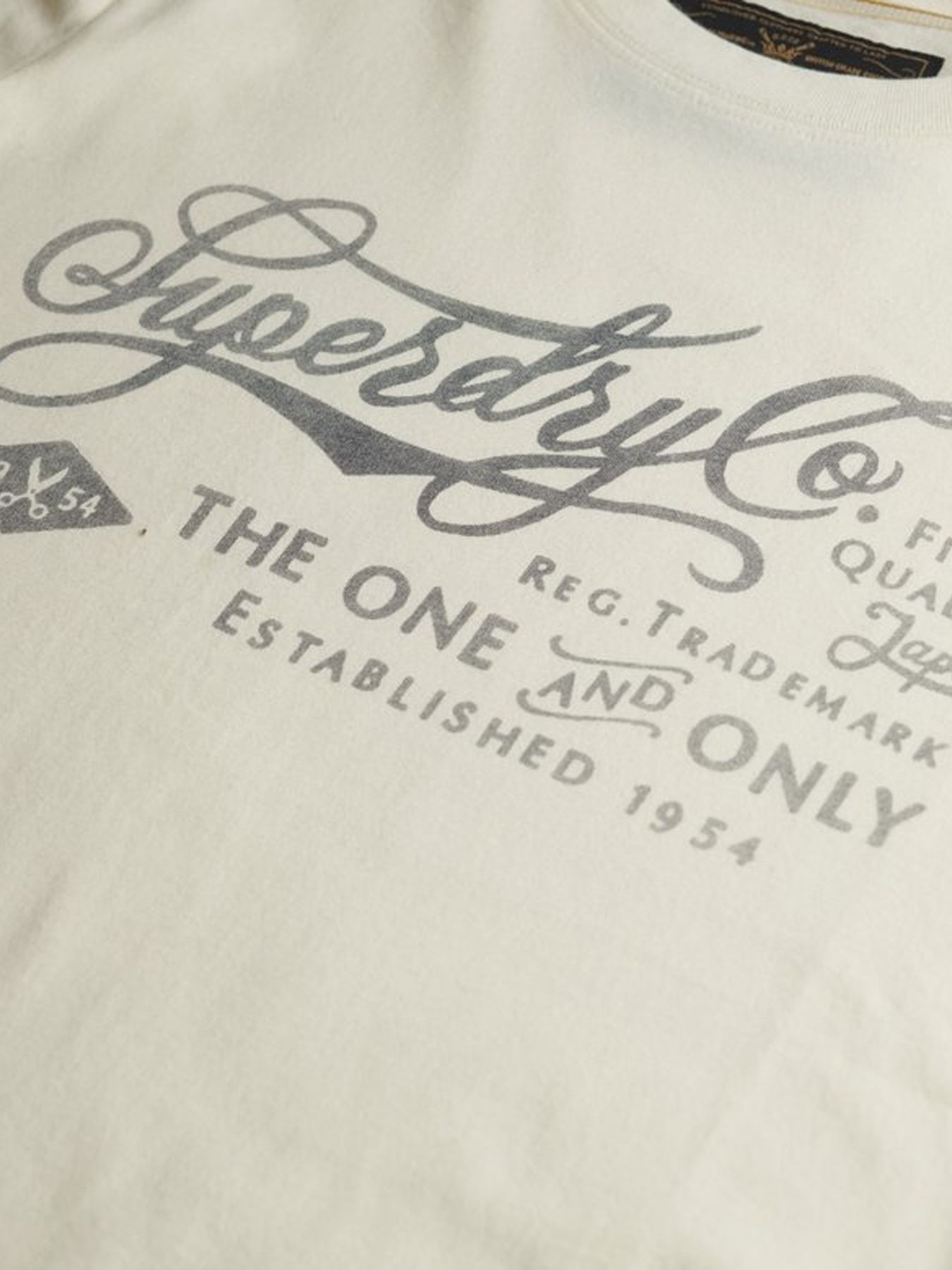 Superdry Industry worker rlxd tee Cream 2900166090069