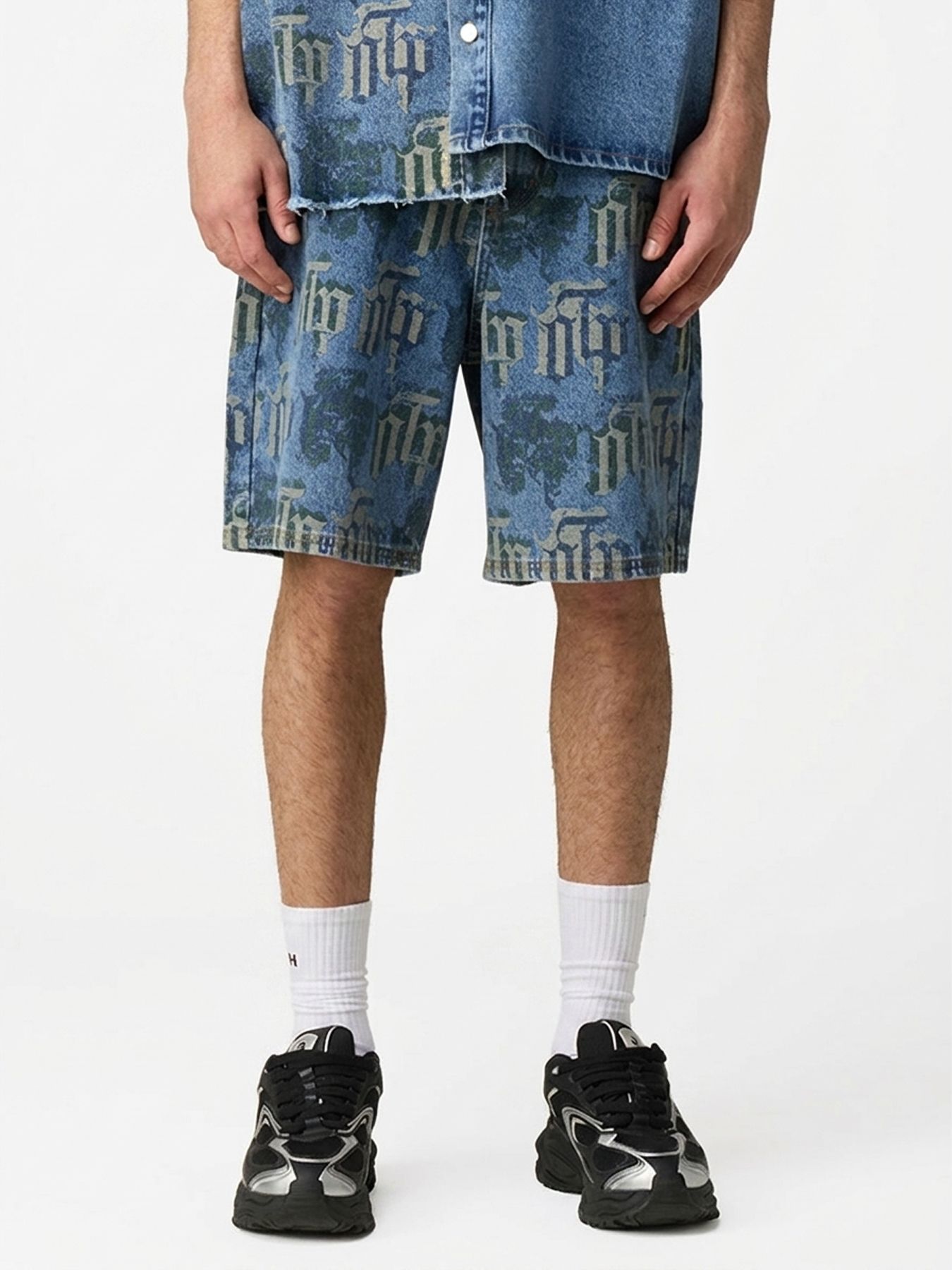 Off The Pitch Fraktur printed denim shorts Stone wash 00118205-605
