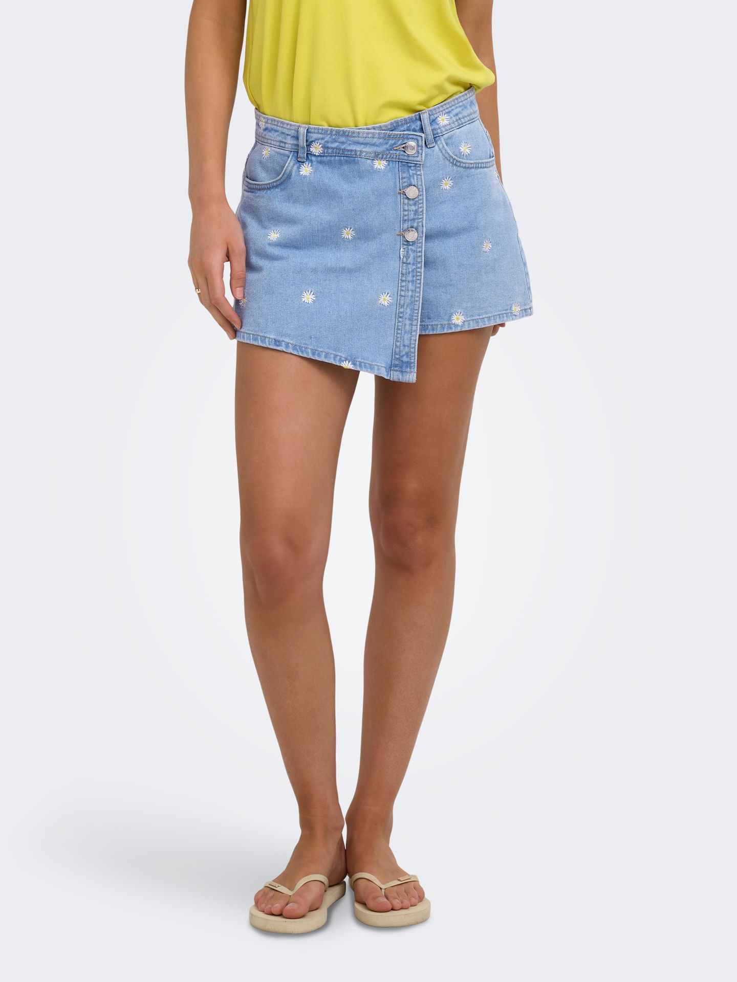 Only ONLLESLY REG DAISY DNM SKORT BJ Light Blue Denim 00118227-EKA26011400000011