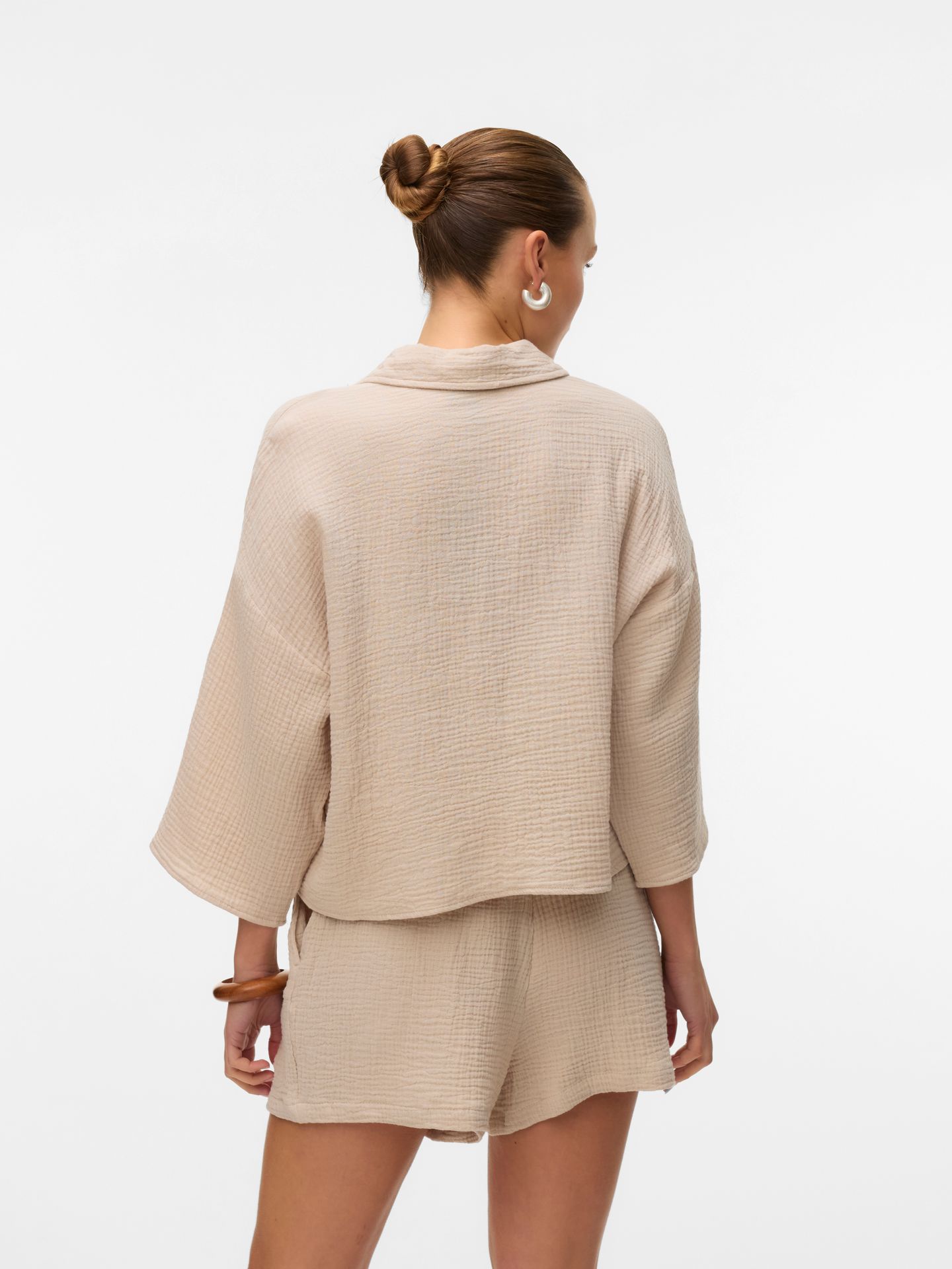 Vero Moda VMNATALI HW SHORTS WVN NOOS Silver Lining 2900166214038