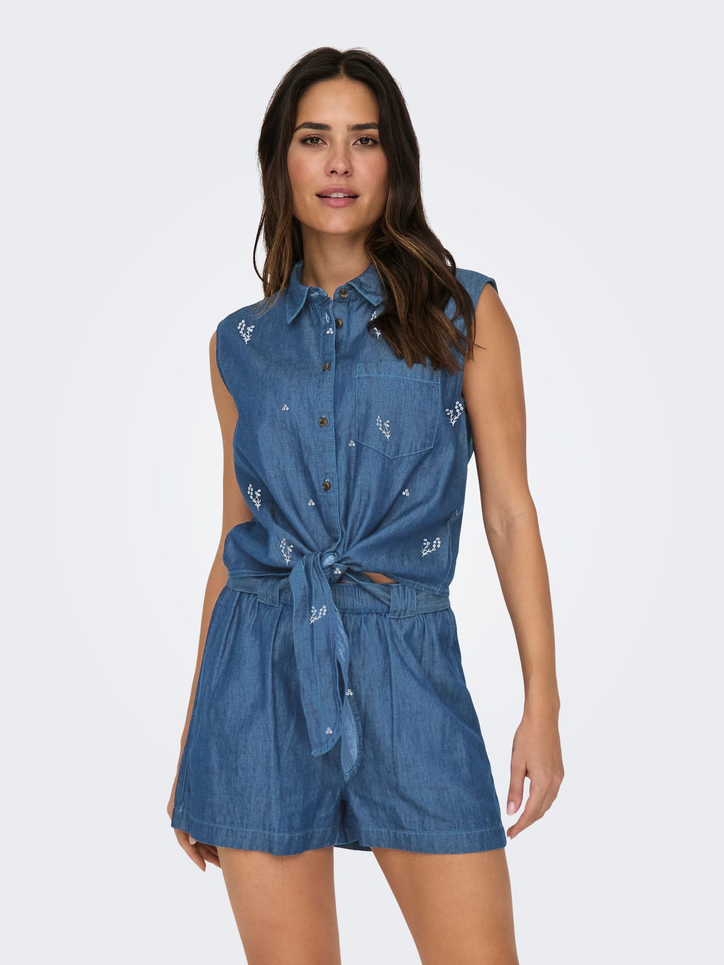 Only JDYKAI S/L SHIRT WVN DIA Light Blue Denim/EMB 2900166279037