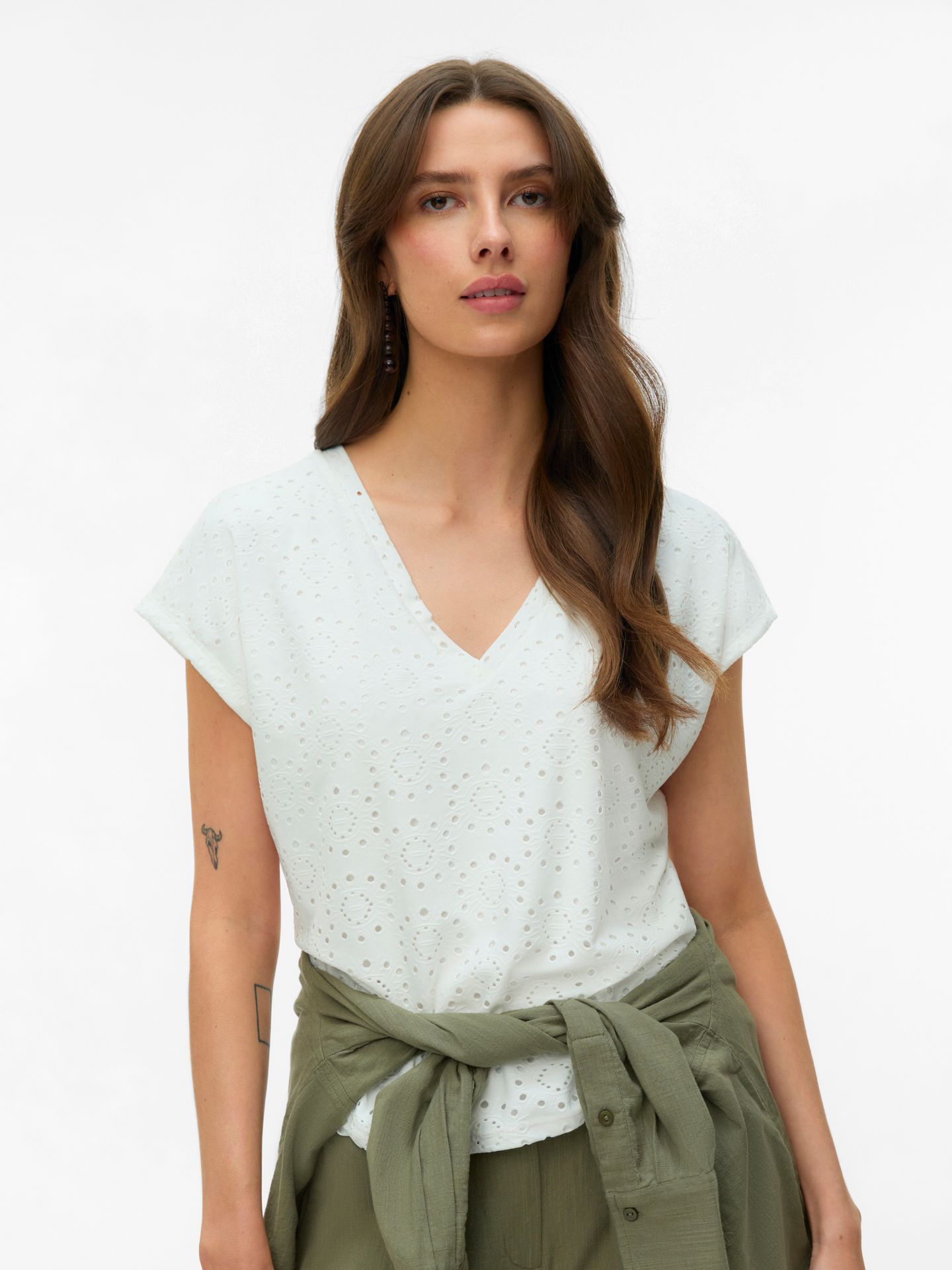 Vero Moda VMTASSA LIV SS V-NECK TOP JRS Snow White 2900166295037