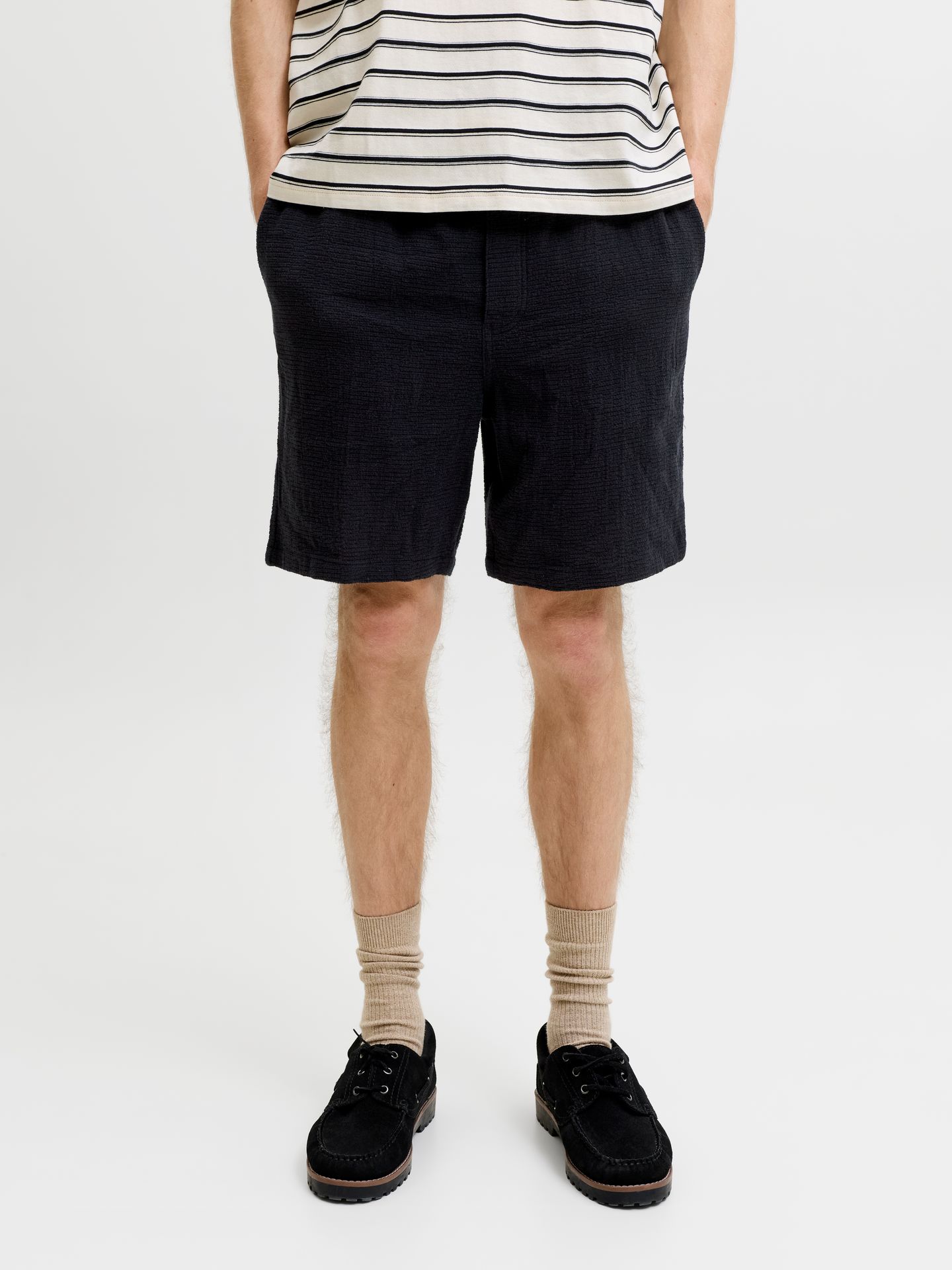 Jack & Jones JPSTJAIDEN COBA STRIPE JOG SHORTS R Black 2900166481058