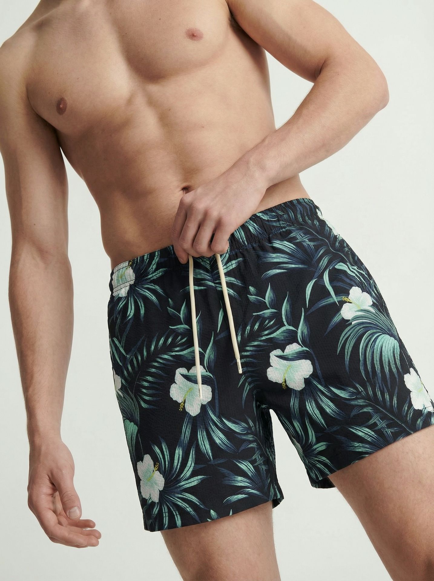 Jack & Jones JPSTMAUI FLOWER SEERSUCKER SWIMSHOR Black 2900166731054