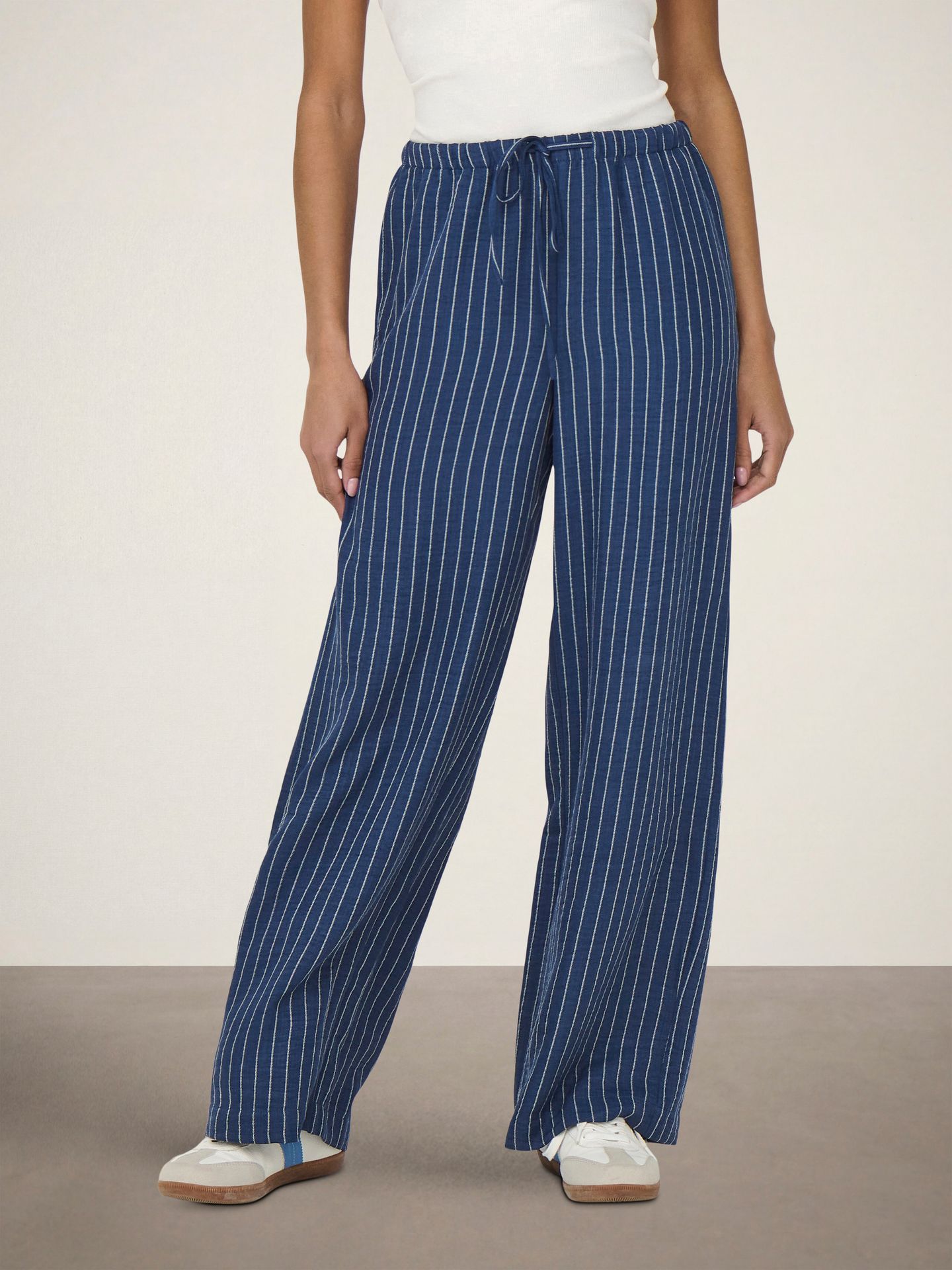 Only JDYPOWER MW WIDE PANT WVN NOOS Insignia Blue/CLOUD DANCER 2900166767015