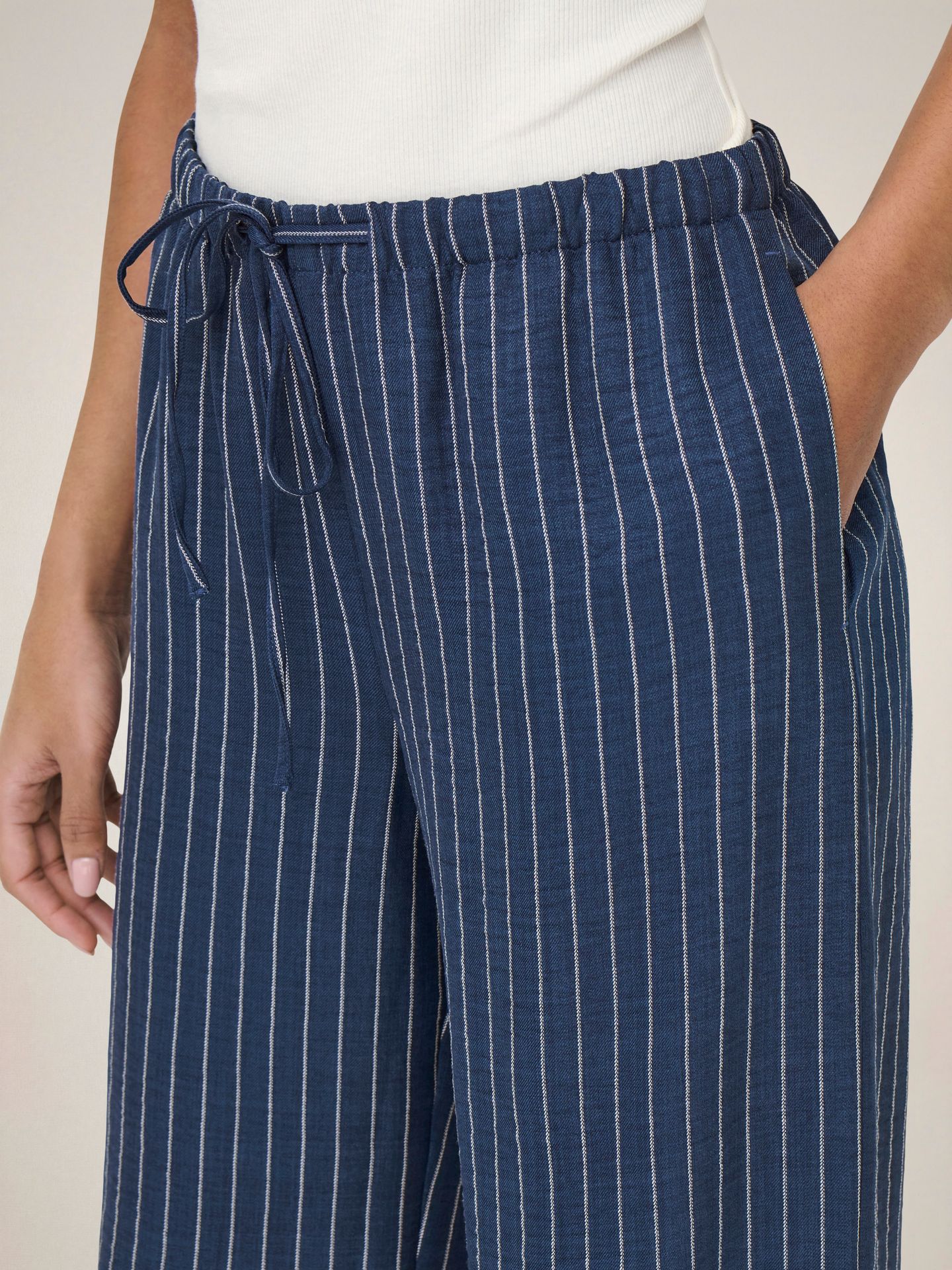 Only JDYPOWER MW WIDE PANT WVN NOOS Insignia Blue/CLOUD DANCER 2900166767015