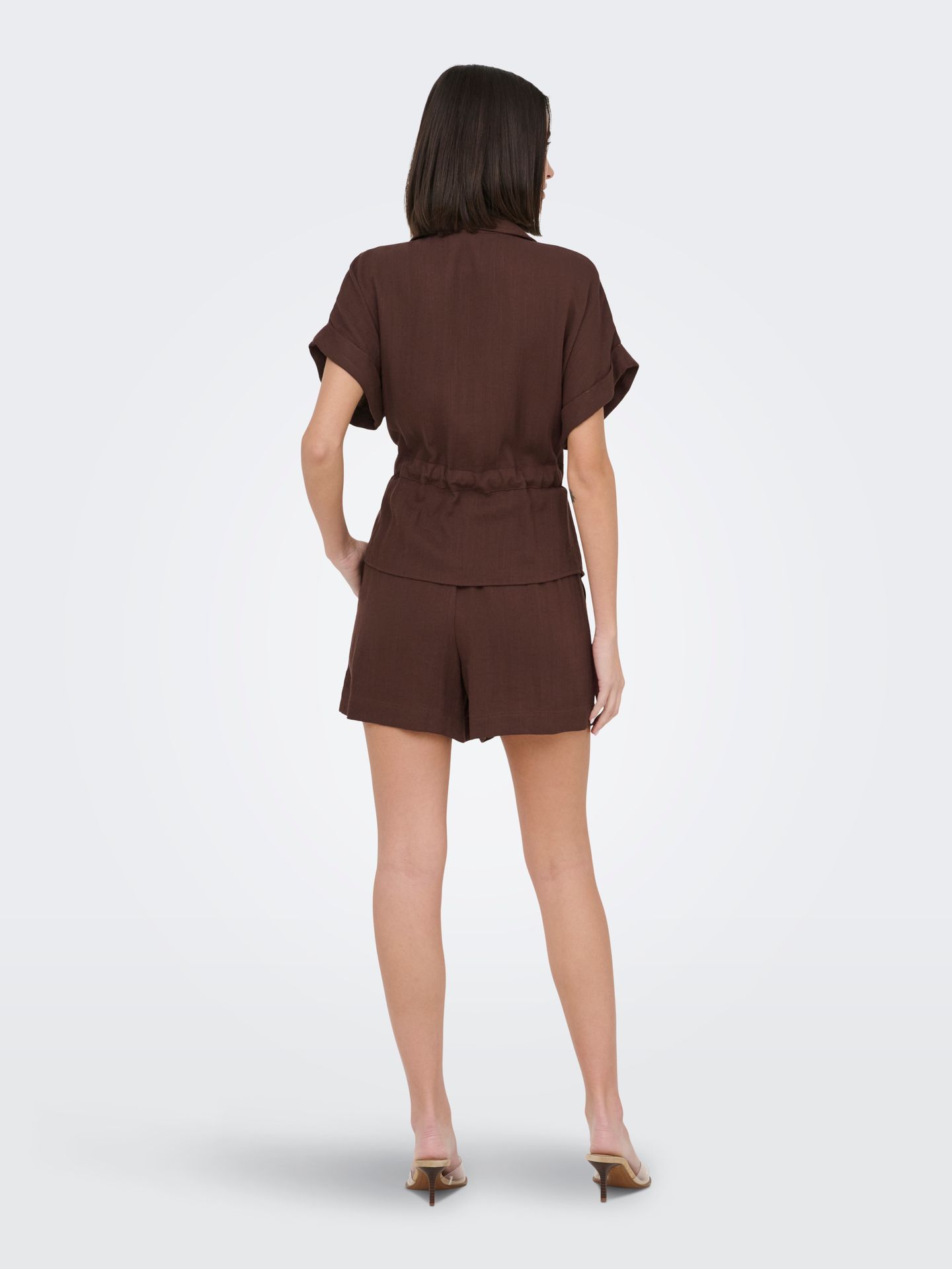 Only JDYMILLE MW SHORTS WVN NOOS Chicory Coffee 2900166787044