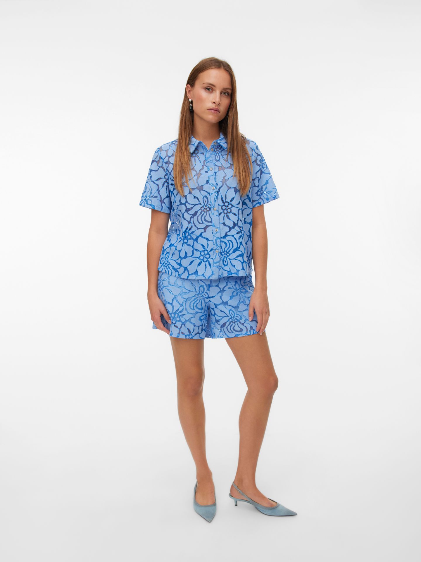 Vero Moda VMMIKKA HW SHORTS WVN GA Brunnera Blue/Nabulas blue 2900166807032