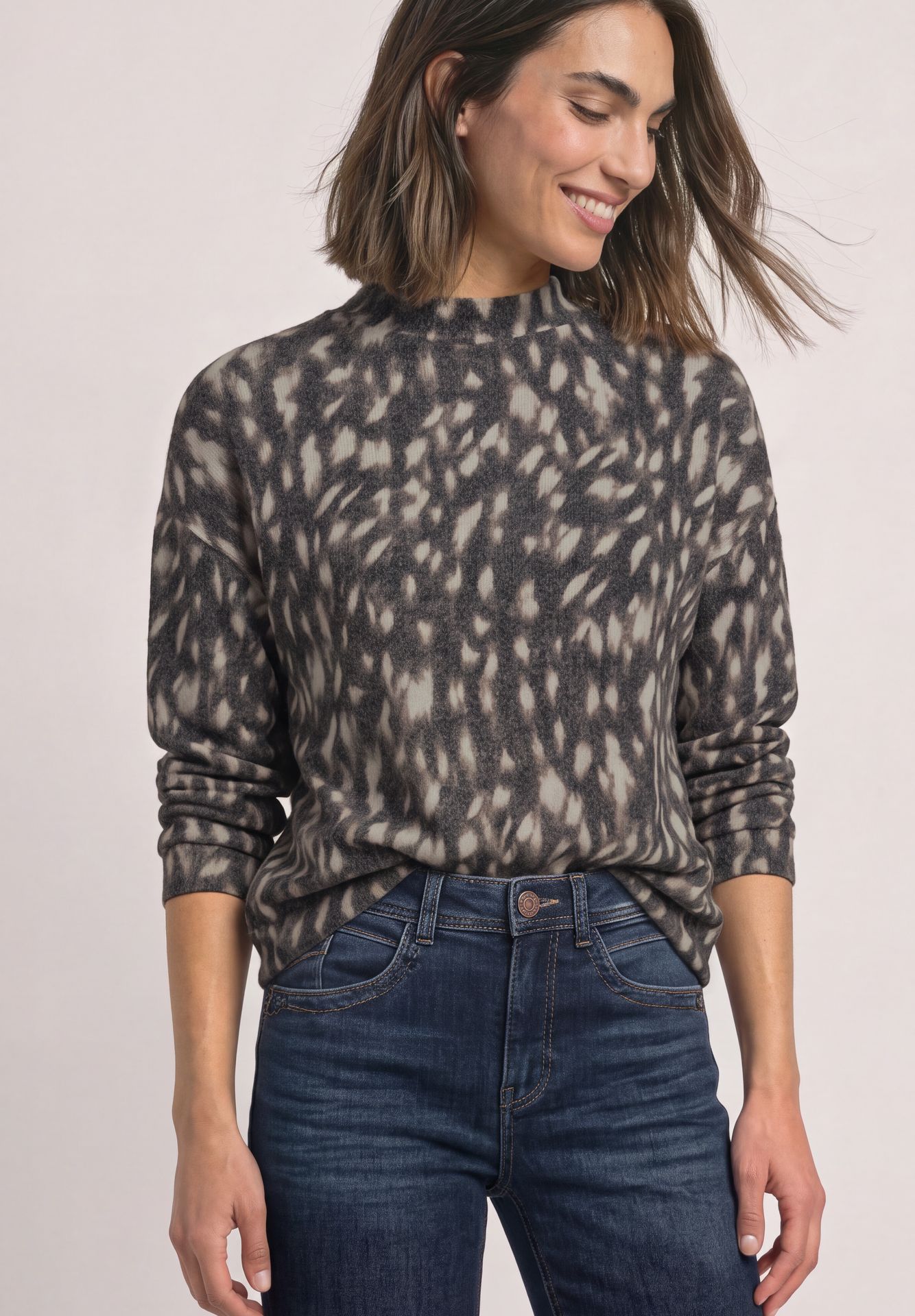 Street-One A326070 LTD QR printed soft shirt w black 2900166903031