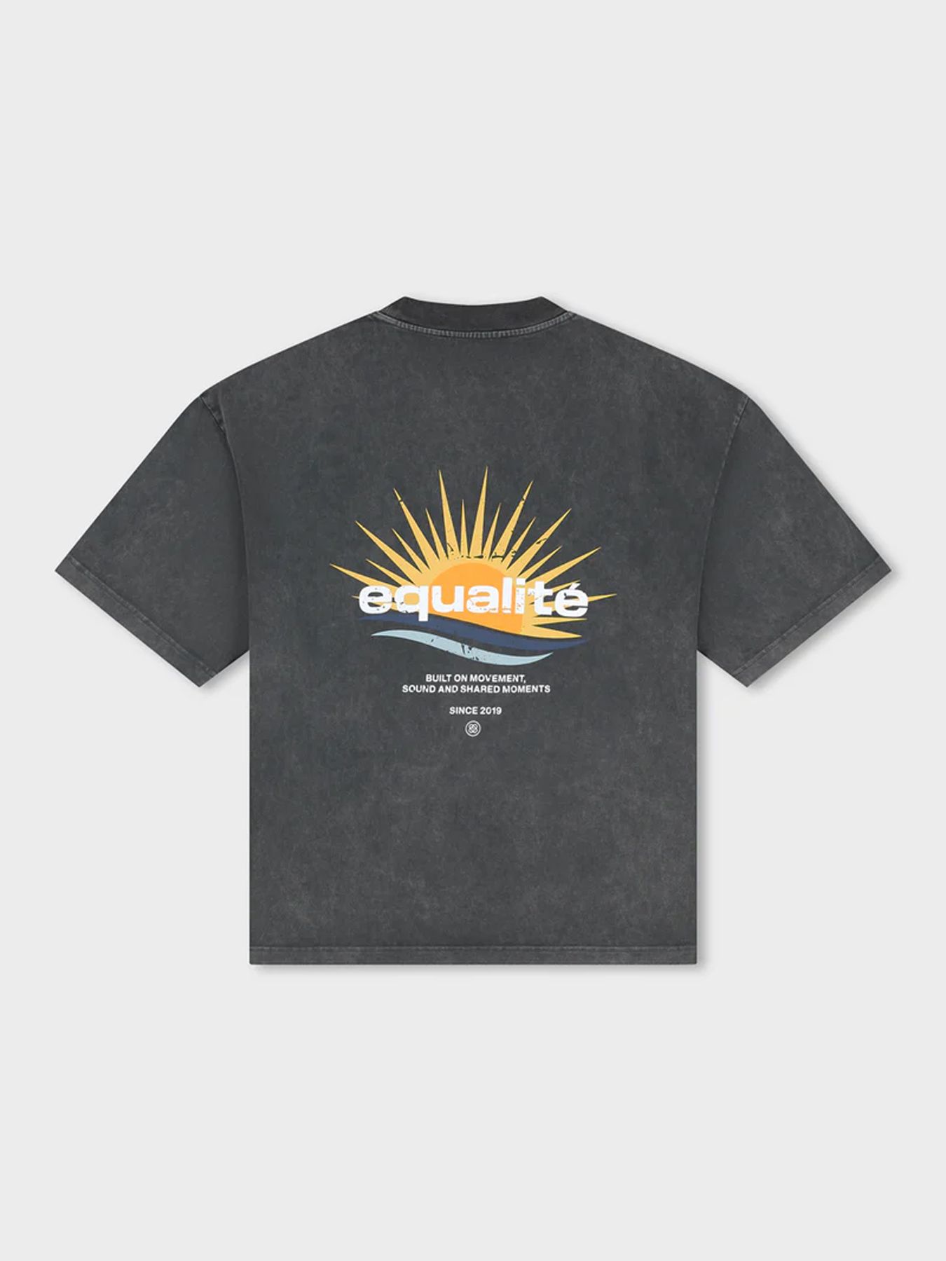 Equalité Golden hour boxy tee Grey 2900167176069