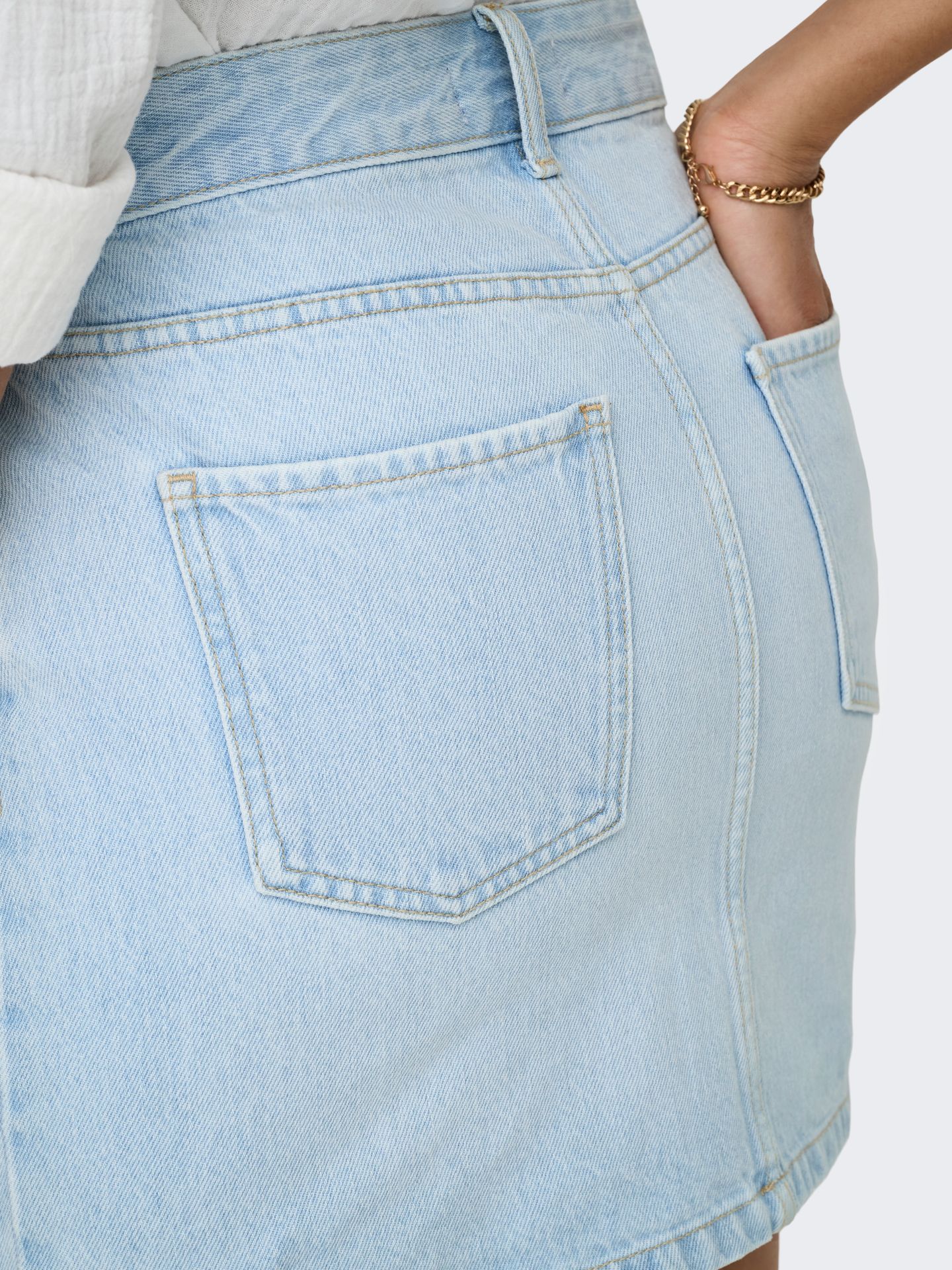 Only ONLSTELLA SHORT SKIRT DNM AZG NOOS Light Blue Bleached Denim 2900167819041