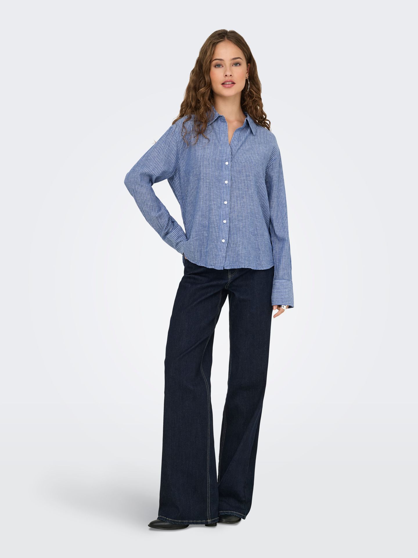 JDY JDYMILA L/S LOOSE LINEN SHIRT WVN D Star Sapphire/CLOUD DANCER 2900167249039