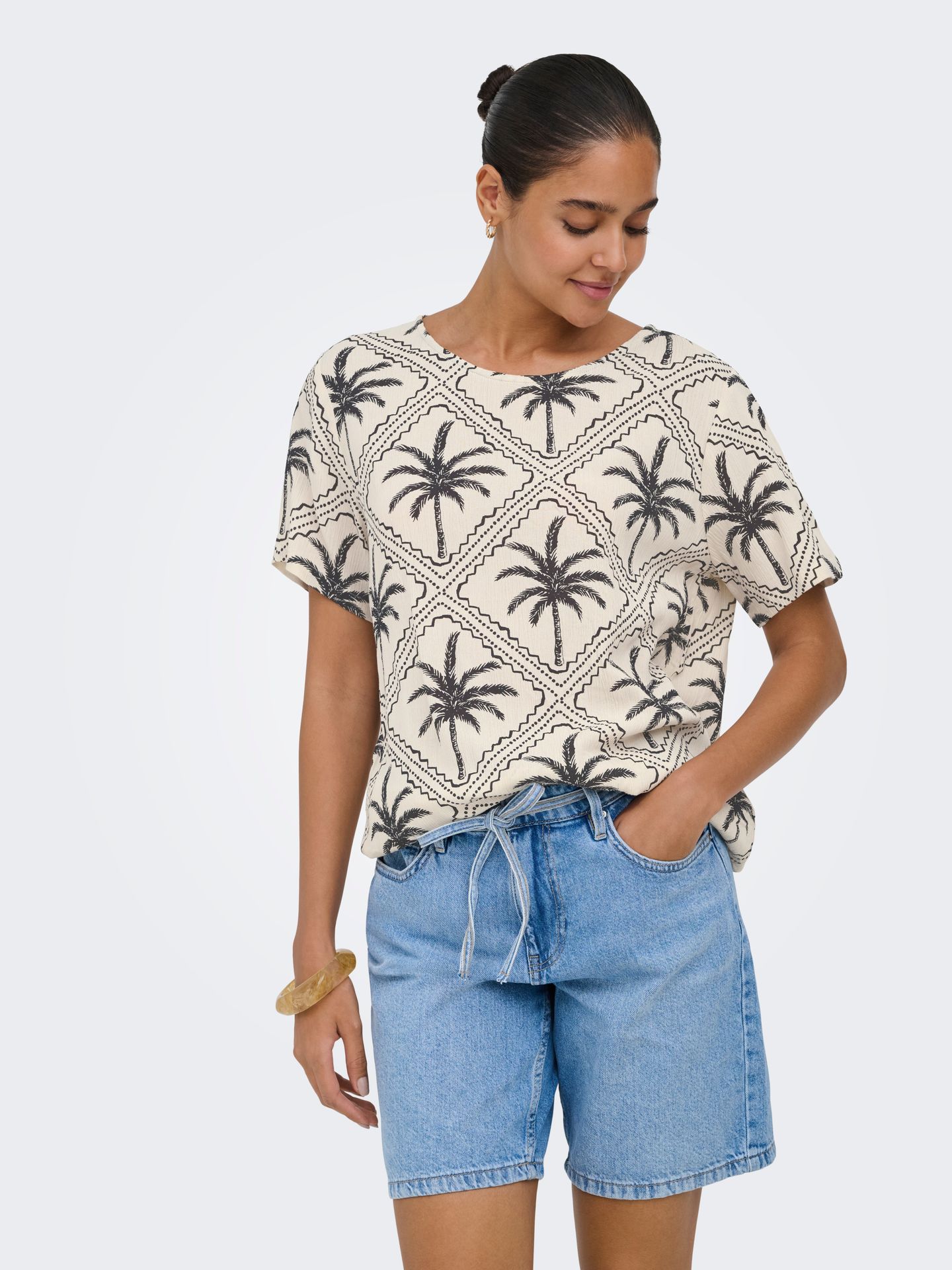 JDYGABY LIFE S/S V-NECK TOP WVN