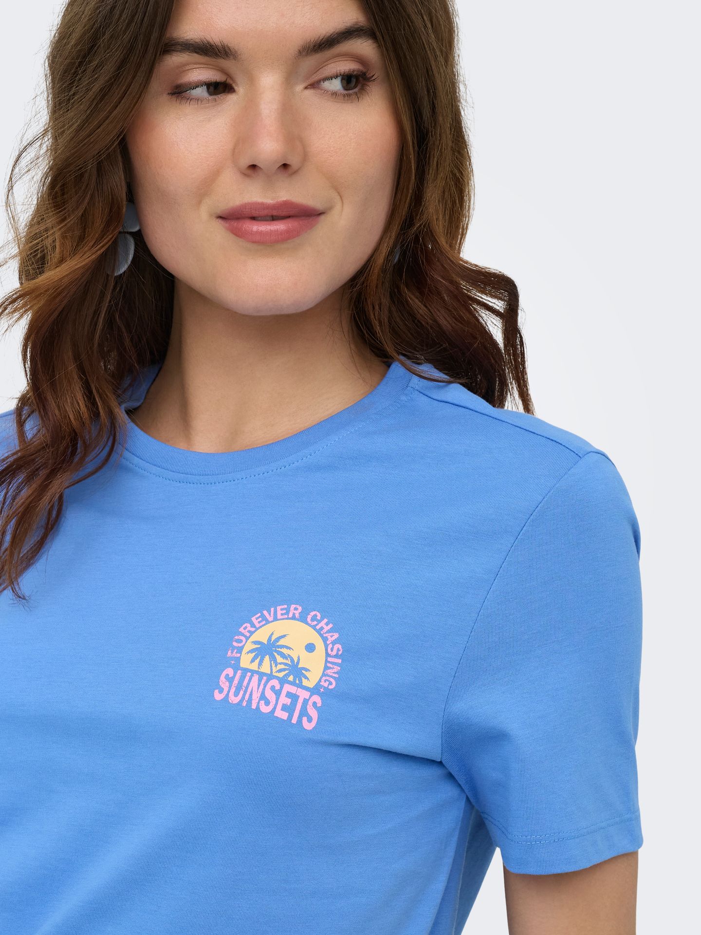 Only ONLFINE S/S REG TEE CS JRS Ultramarine/Melange/White Pearls 2900167345052