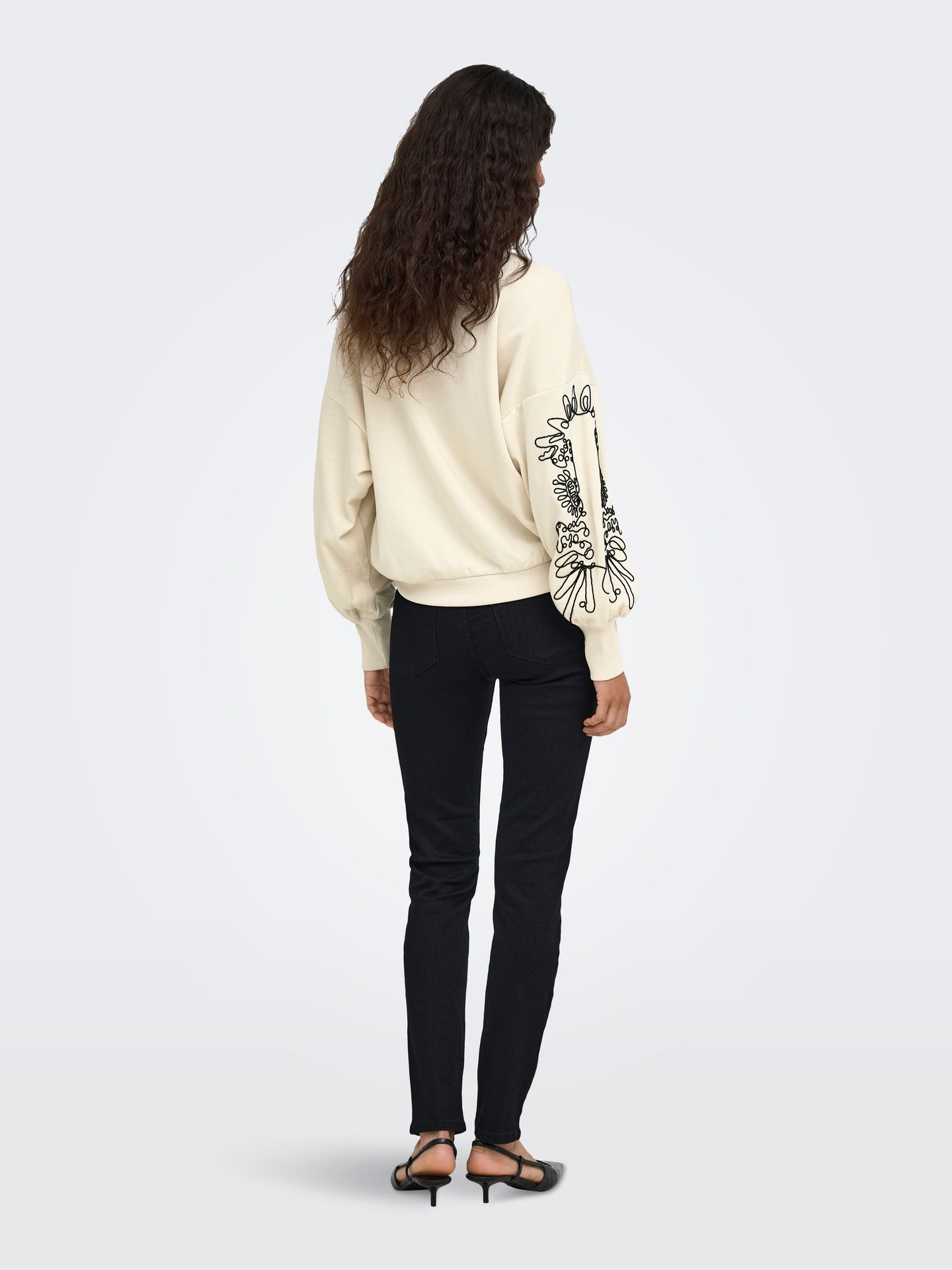 Only ONLBROOKE L/S O-NECK DETAIL SWT Birch/Black Magnolia 2900167918058