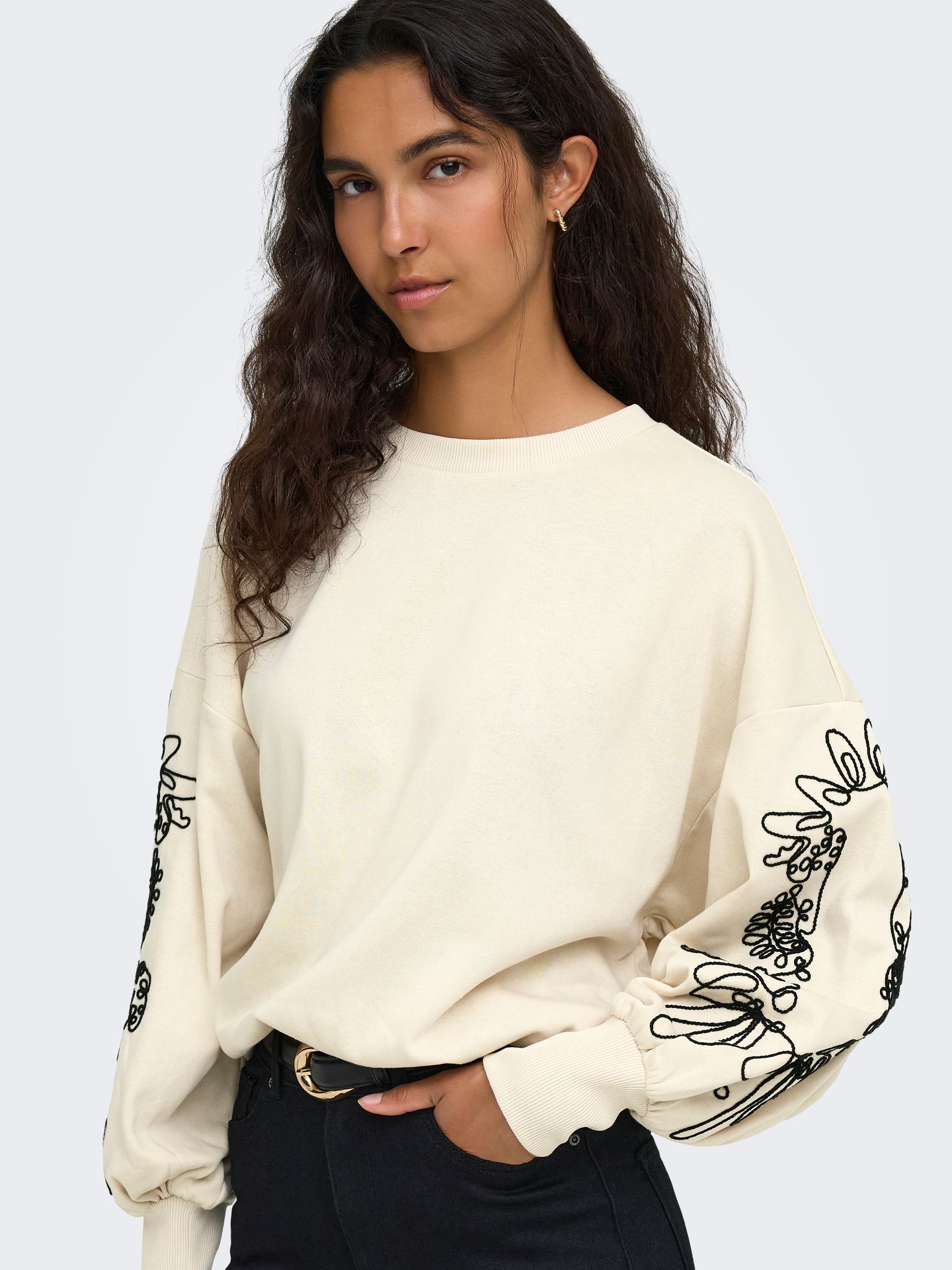 Only ONLBROOKE L/S O-NECK DETAIL SWT Birch/Black Magnolia 2900167918058