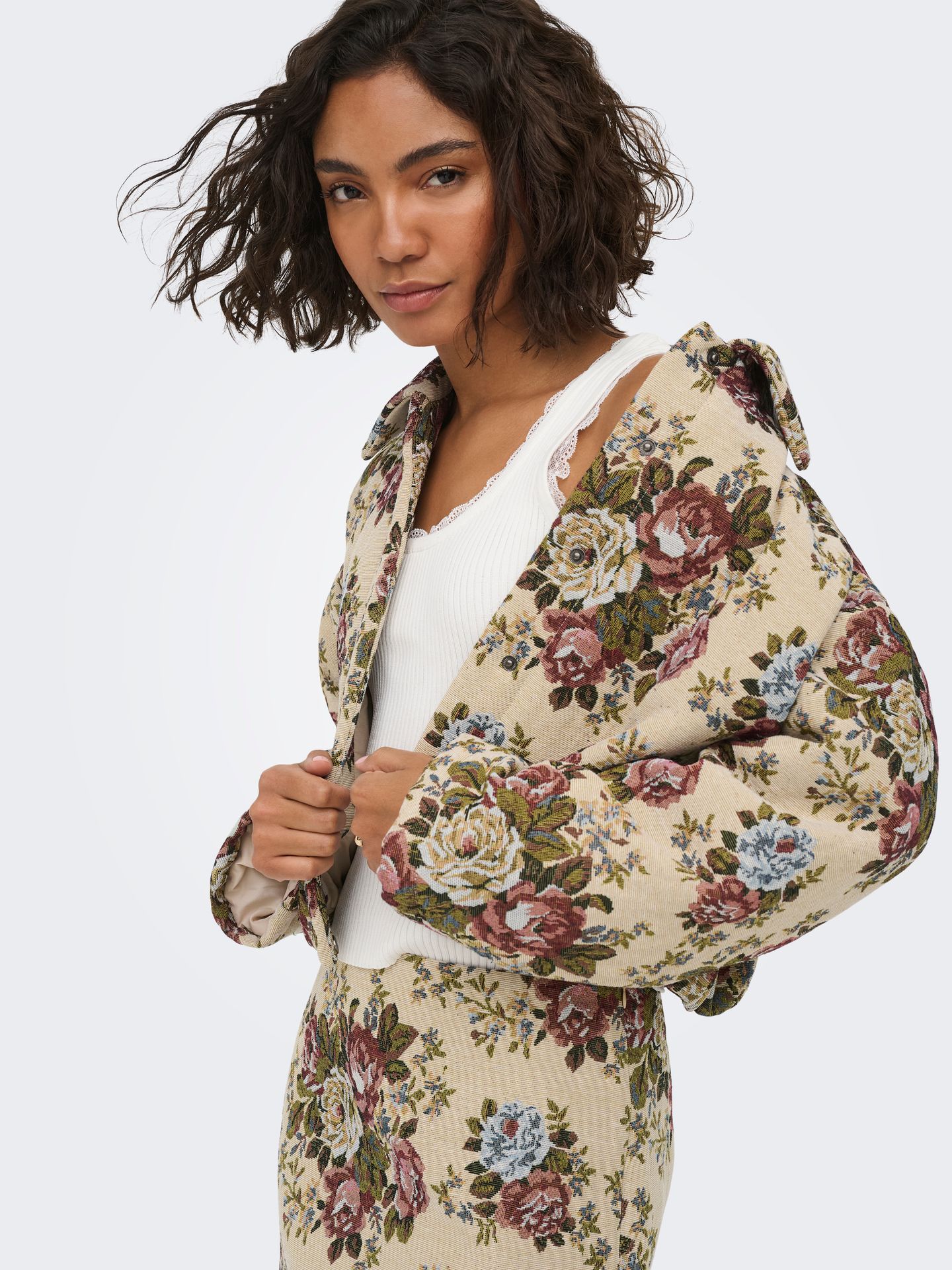 Only JDYFLOLA L/S JACQUARD JACKET WVN Crème Brûlée/FLOWER JACQUARD 2900168143046