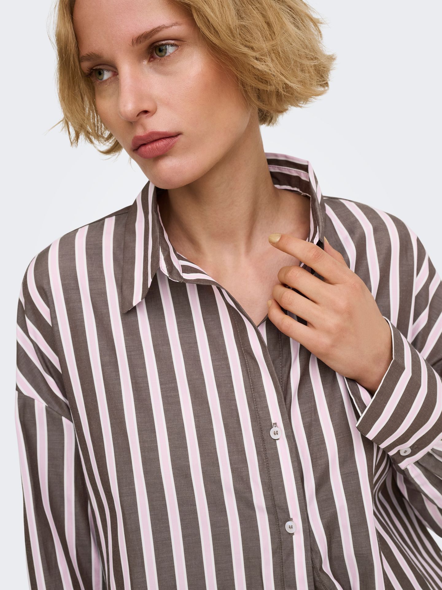 Only ONLOREGON ALVA LS REG SHIRT NOOS WV Coffee Bean/PIROUETTE 2900168196042