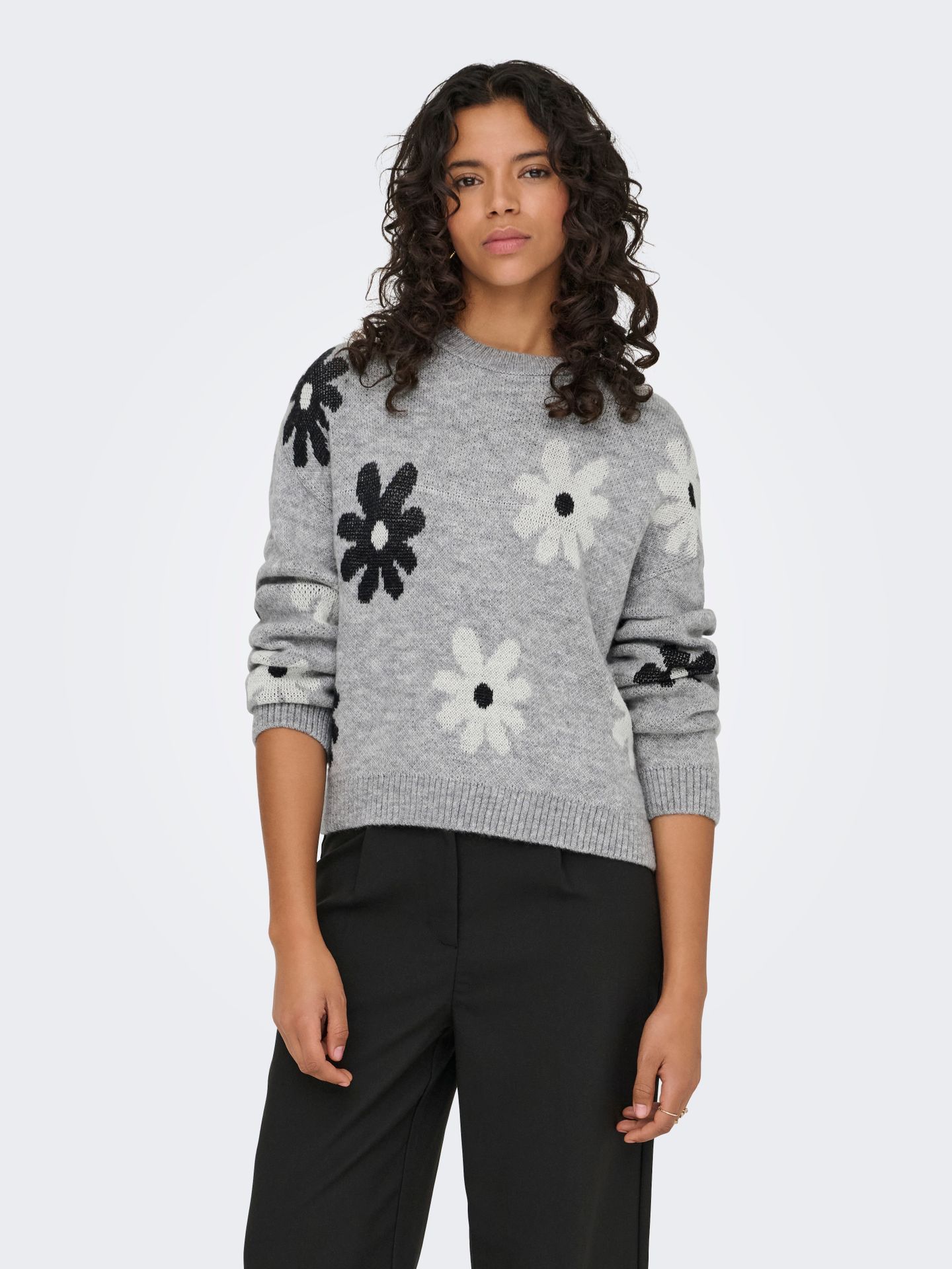 Only ONLFREESIA LS FLOWER O-NECK KNT NOO Light Grey Melange/Soho 2900168482053