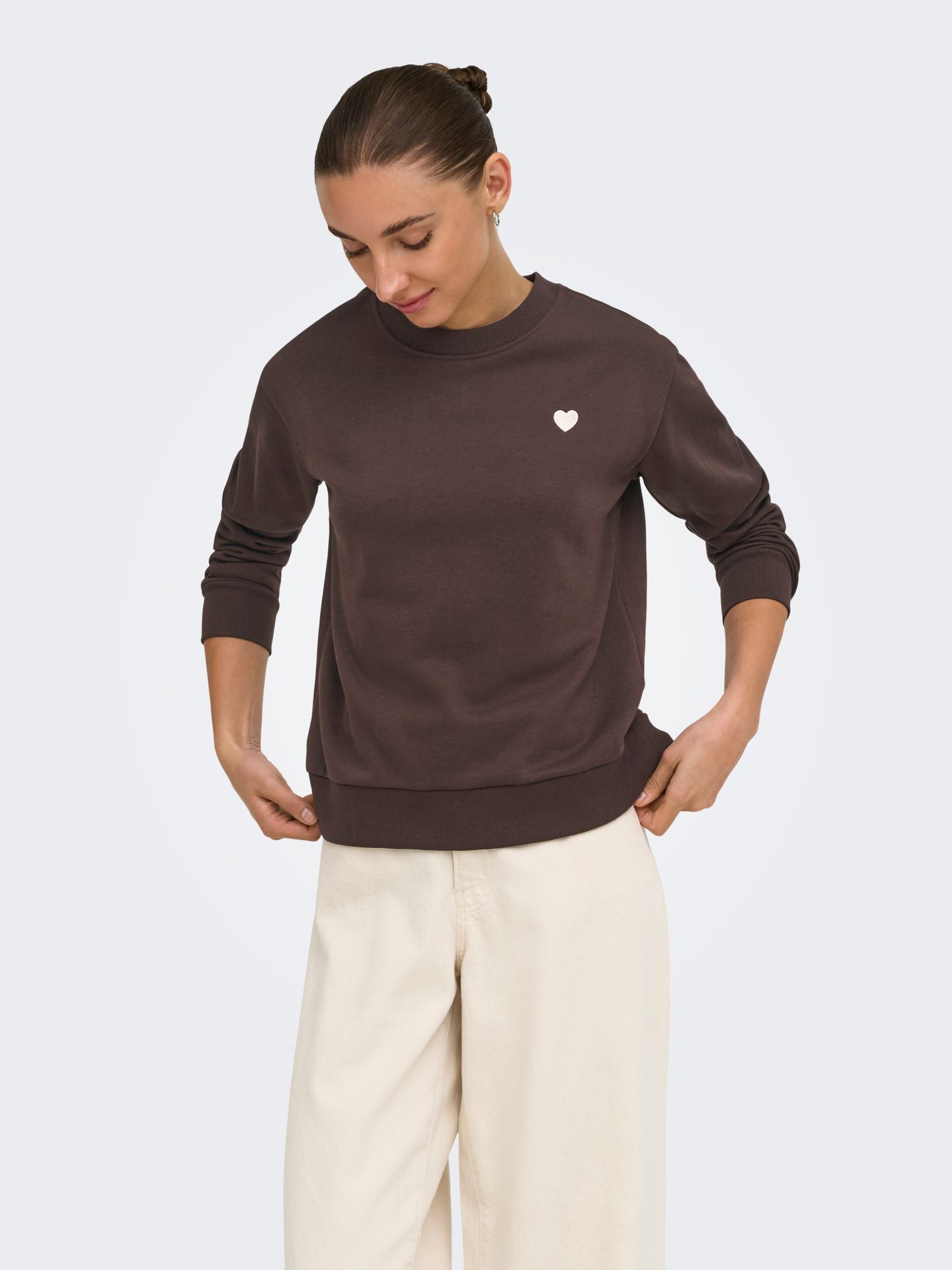 Only JDYPARIS L/S EMB SWEAT JRS NOOS Coffee Bean/PARIS TNT EMB/SMALL HEA 2900168494049