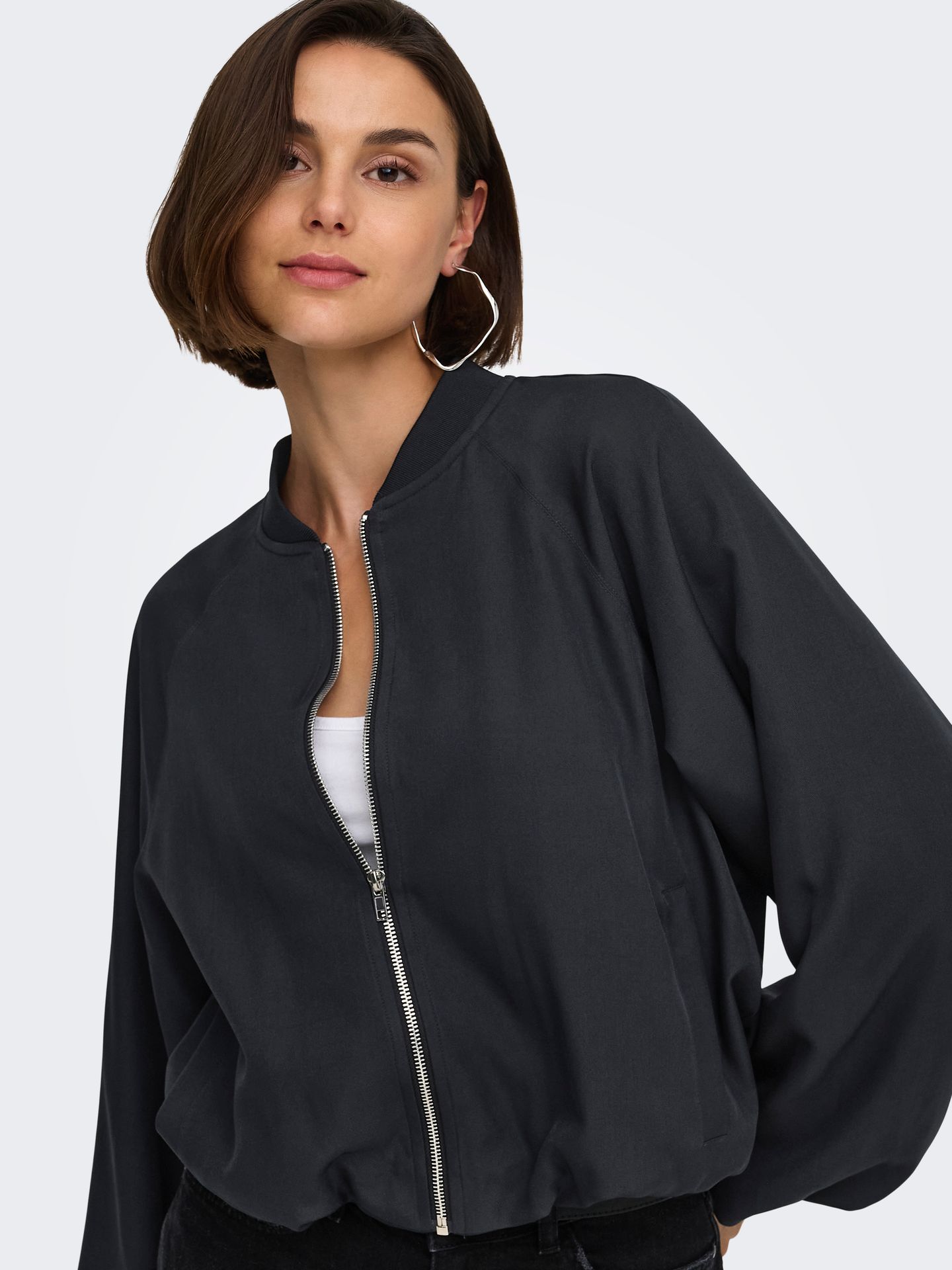 JDY JDYJEROME L/S BALLOON BOMBER WVN Black 2900168535018