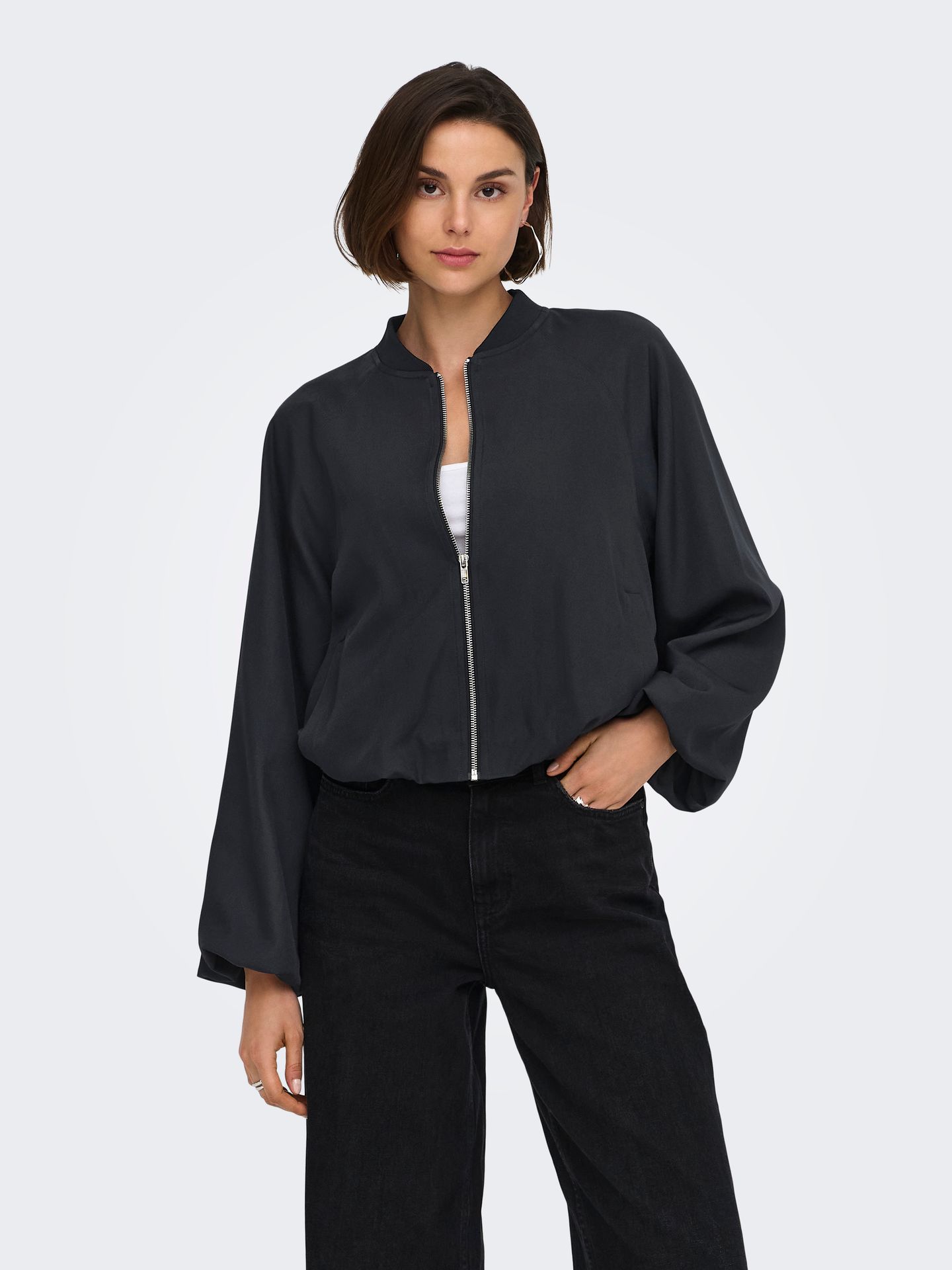 JDY JDYJEROME L/S BALLOON BOMBER WVN Black 2900168535018