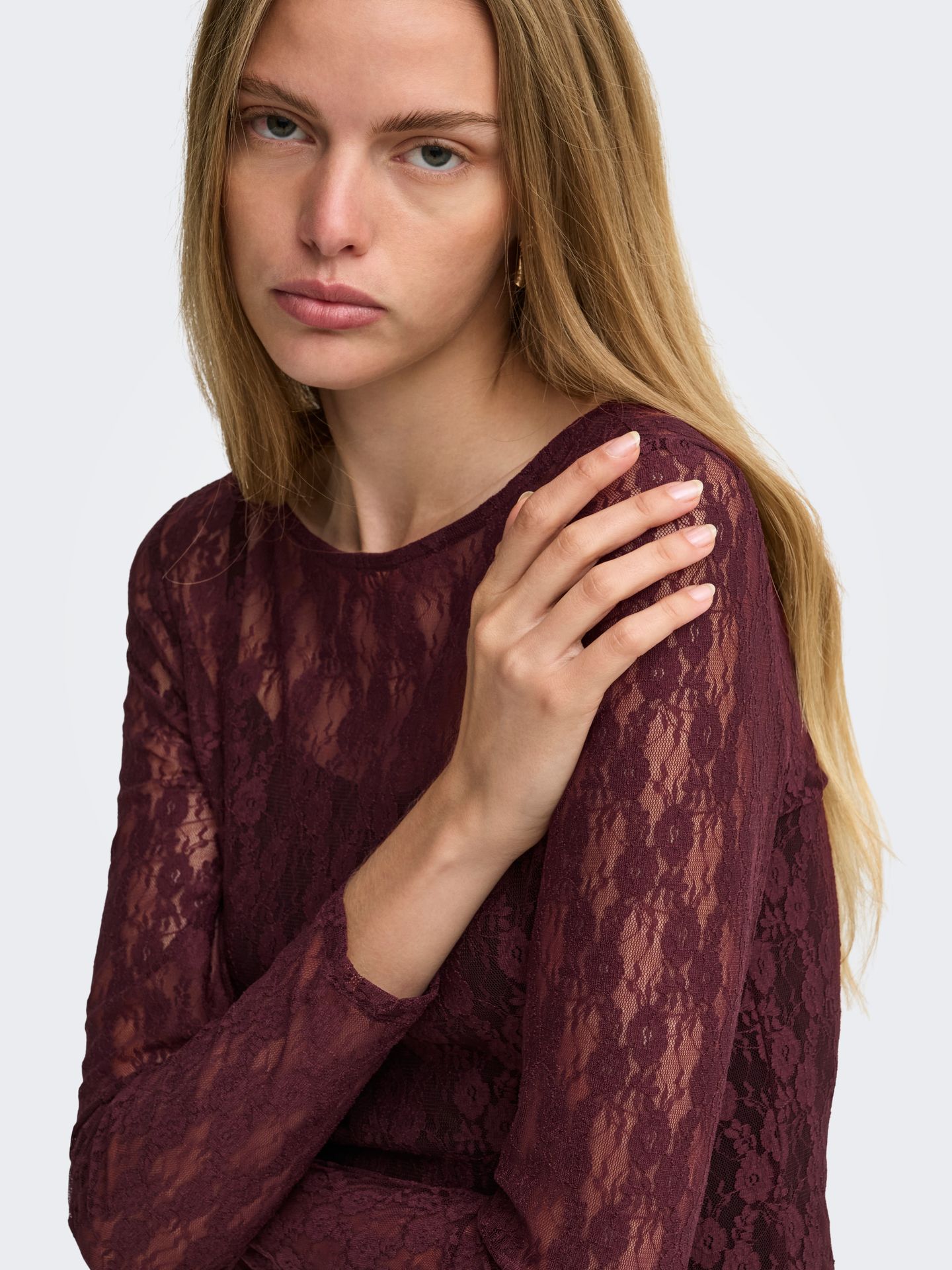 Only ONLNIKITA L/S BOATNECK LACE TOP BOX Decadent Chocolate 2900168753054