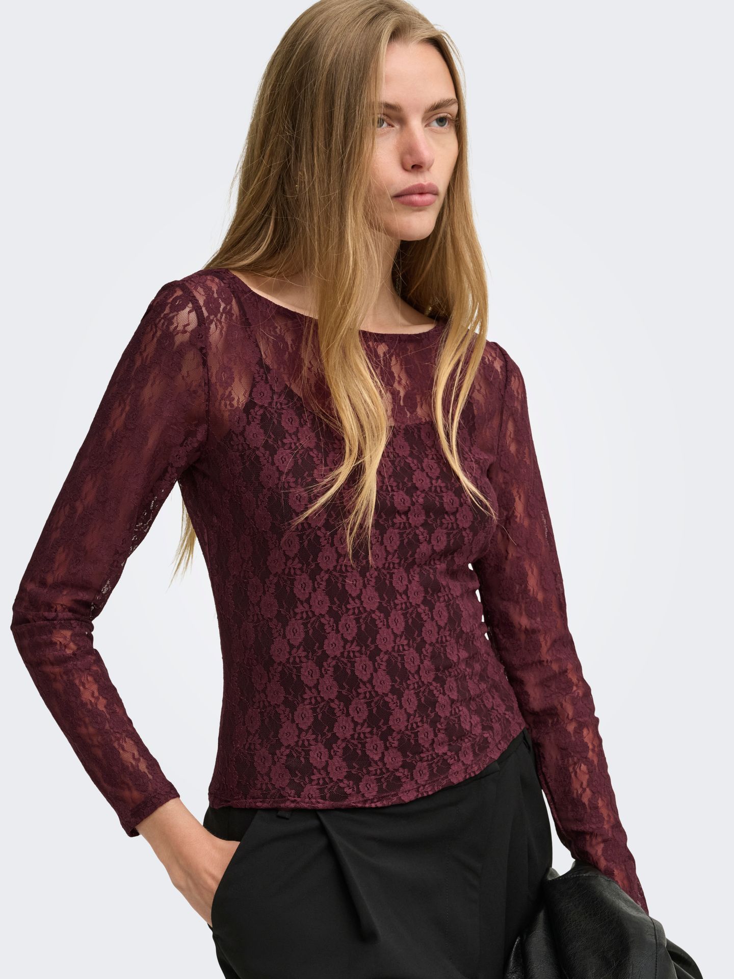 Only ONLNIKITA L/S BOATNECK LACE TOP BOX Decadent Chocolate 2900168753054