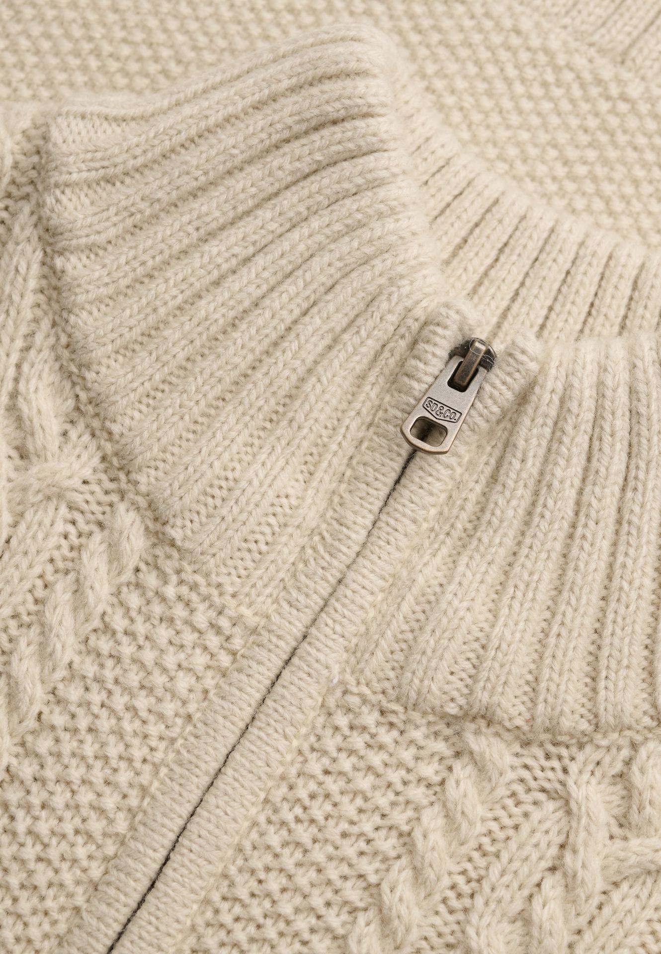 Superdry Jacob Cable Half Zip Knit 39e ECRU 2900168858070