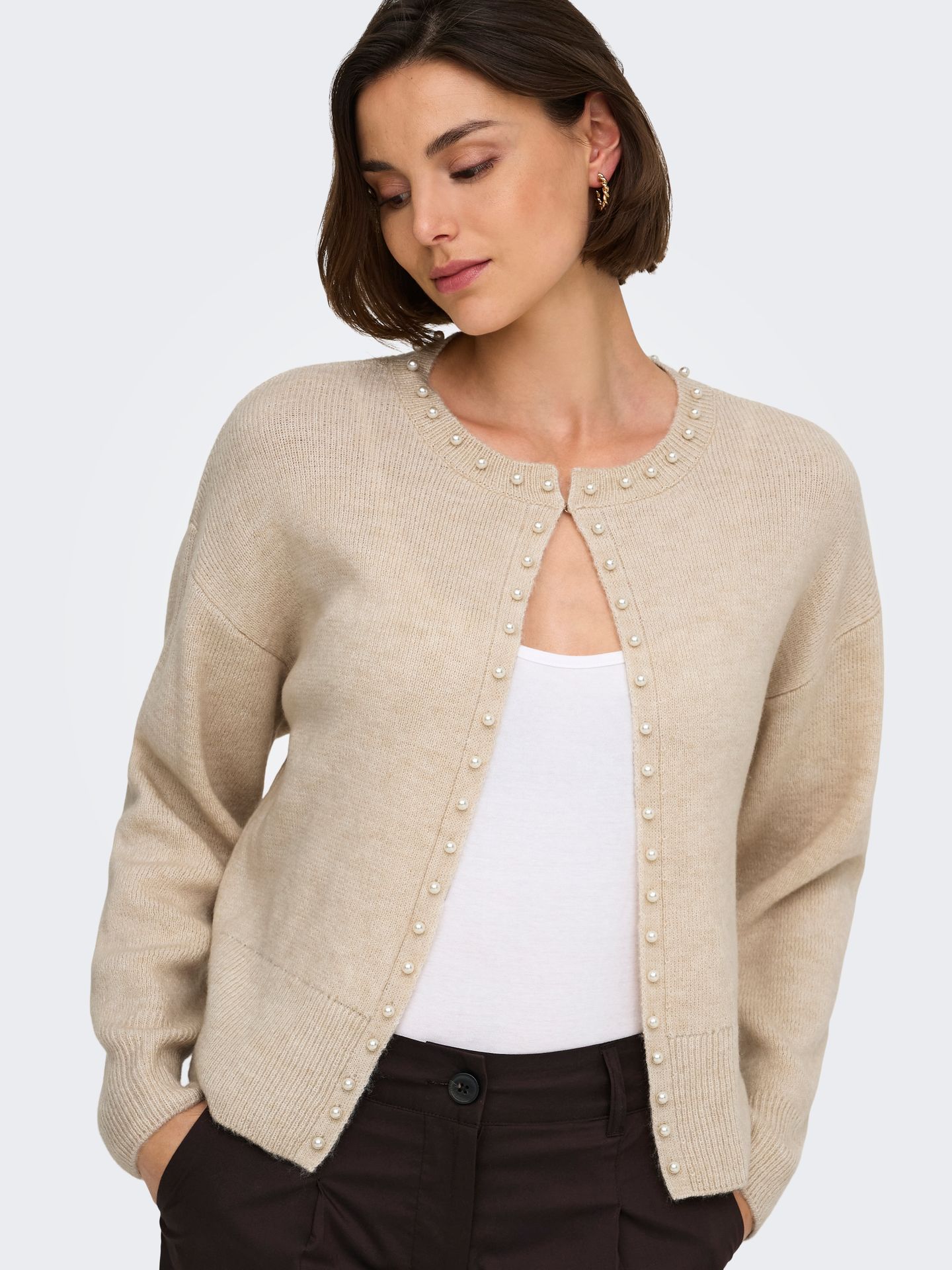 JDY JDYEMMALI L/S ONEBUTTON PEARL CARDI Sandshell/MULTI PAISLEY 2900168884017