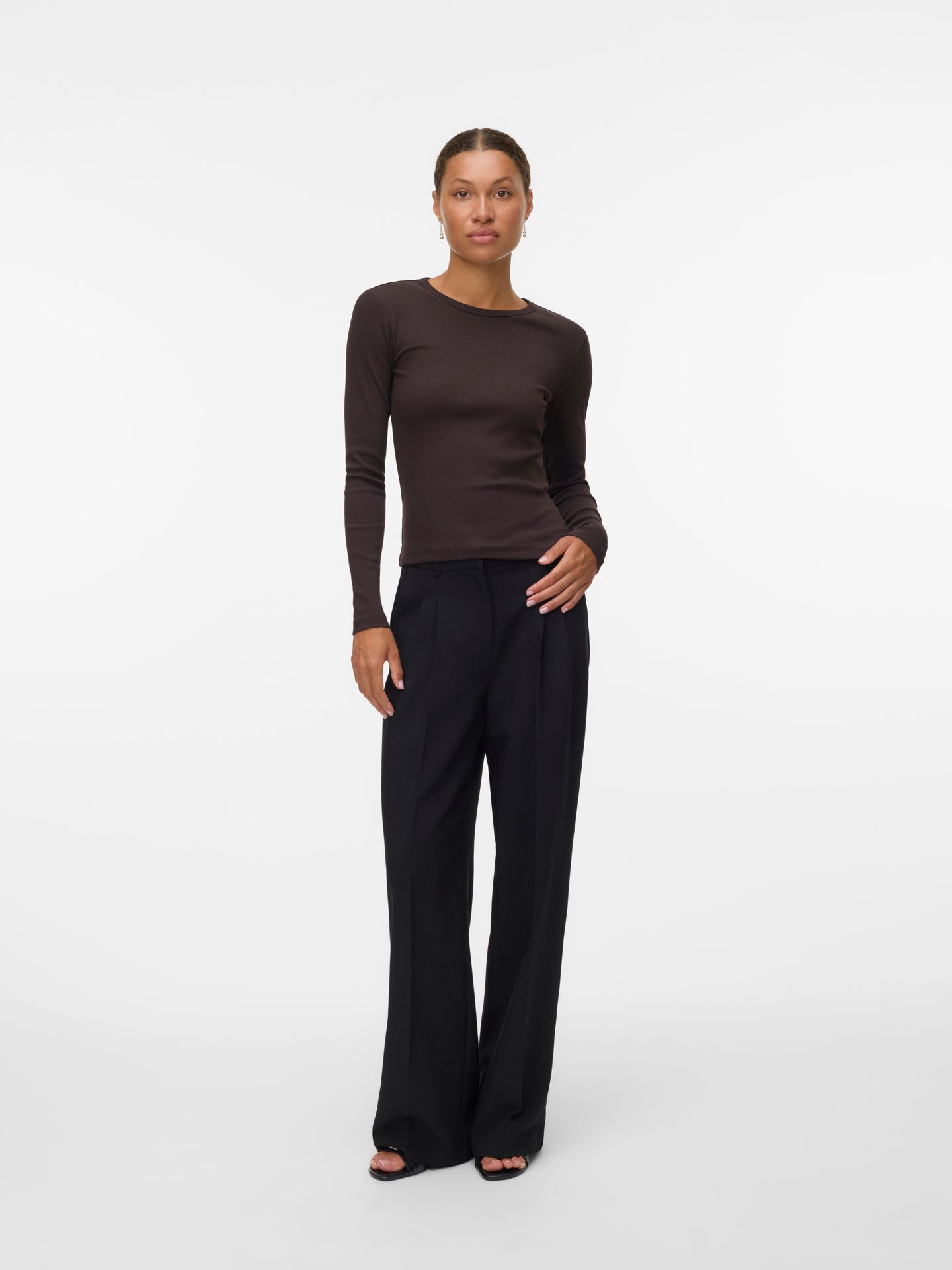 Vero Moda VMCHLOE LS SHORT TOP JRS NOOS Chocolate Torte 2900168919016