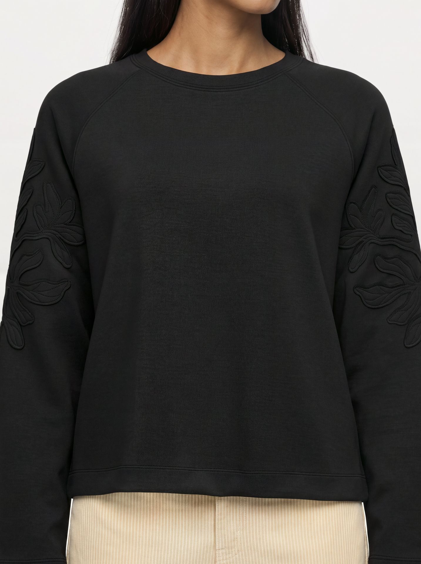Object OBJANDREA RE L/S O-NECK EMB SWEAT N Black 2900168930011